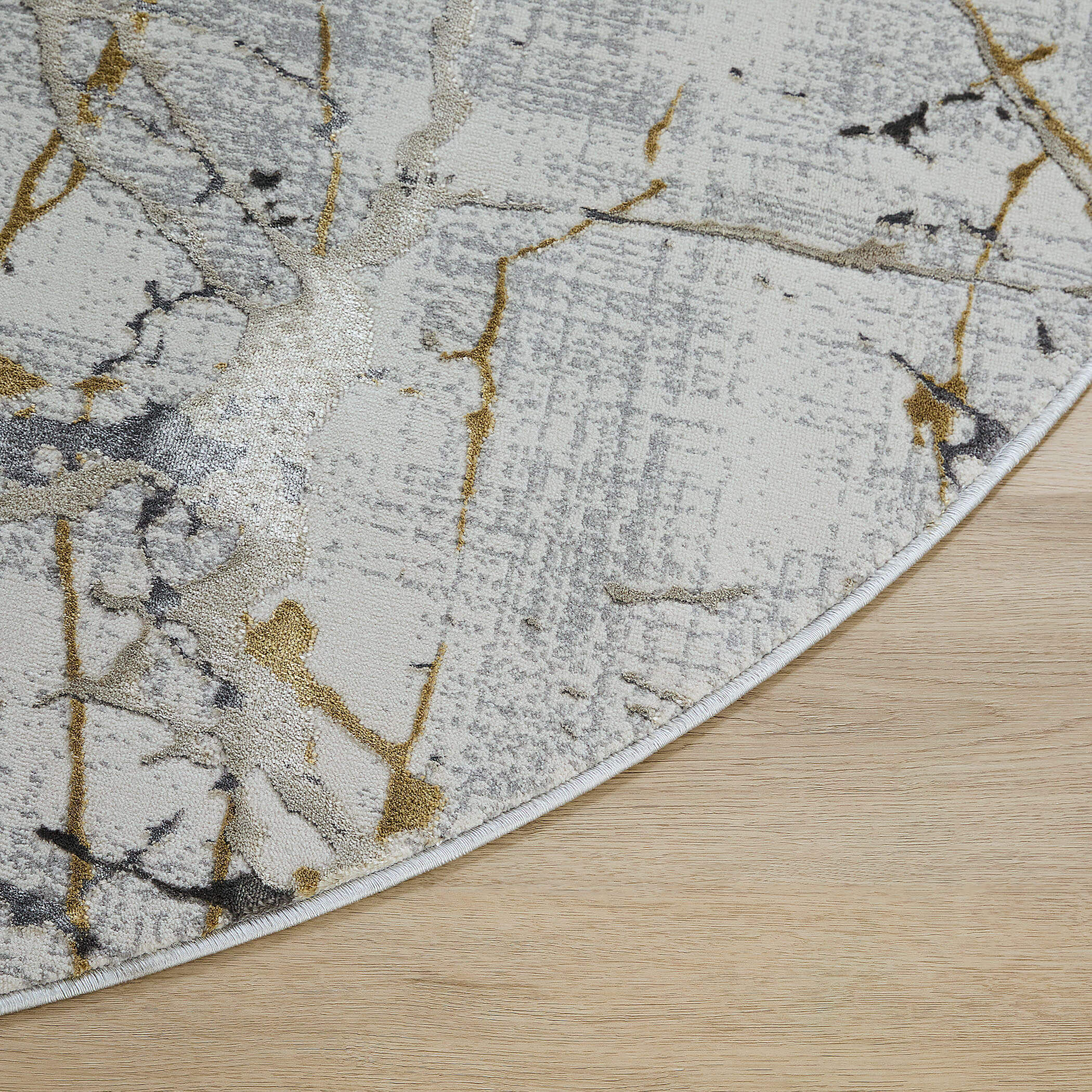 Zaria Earth Tones Rug in 8 Round