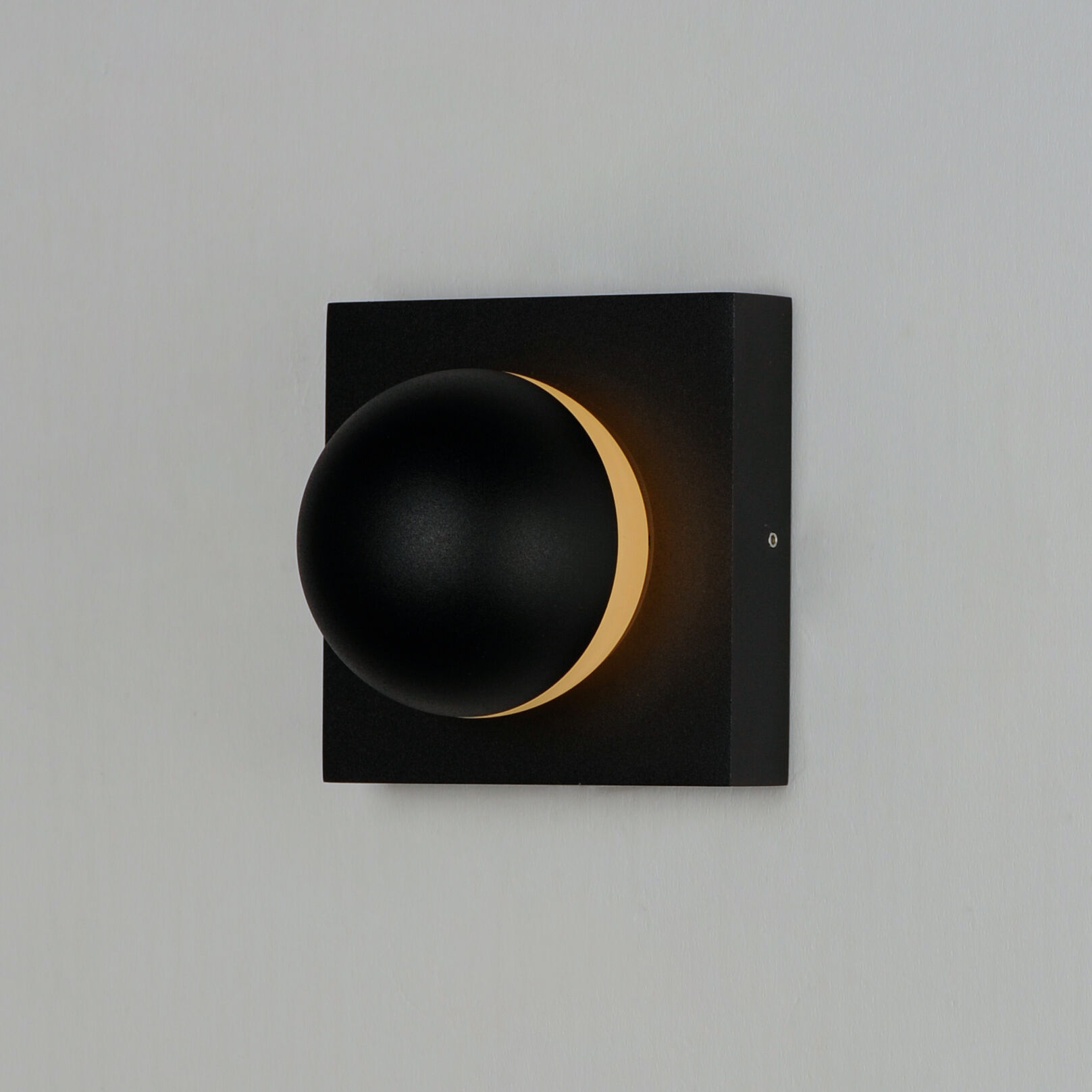 Alumilux Majik Wall Sconce Wall Light in Black