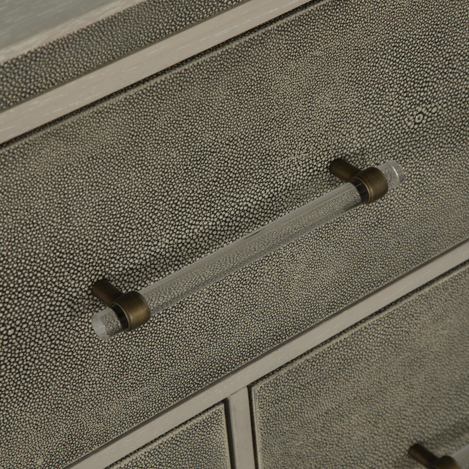 Alford Cerused White / Natural Shagreen Chest