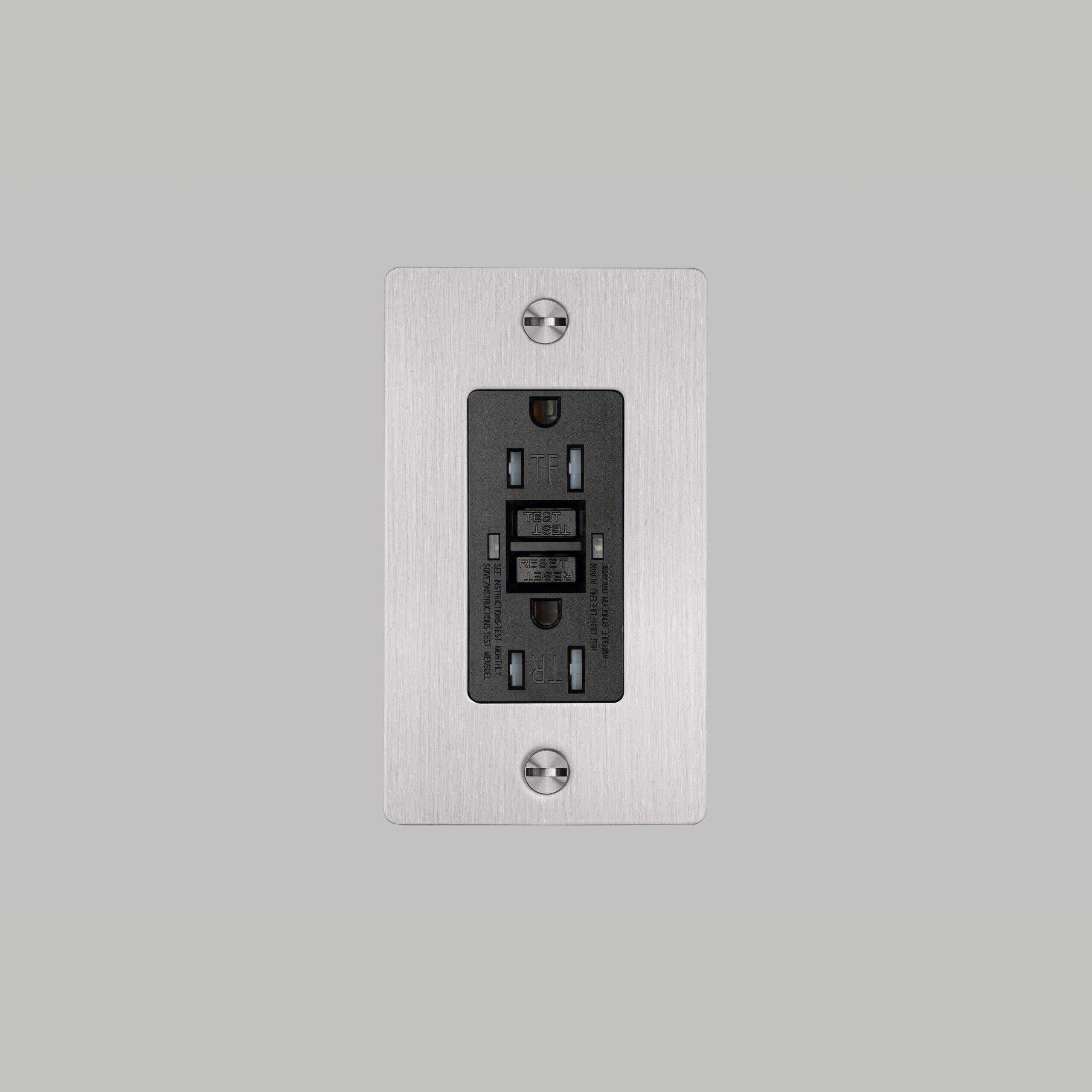 1G Duplex 125 Steel Outlet, GFCI
