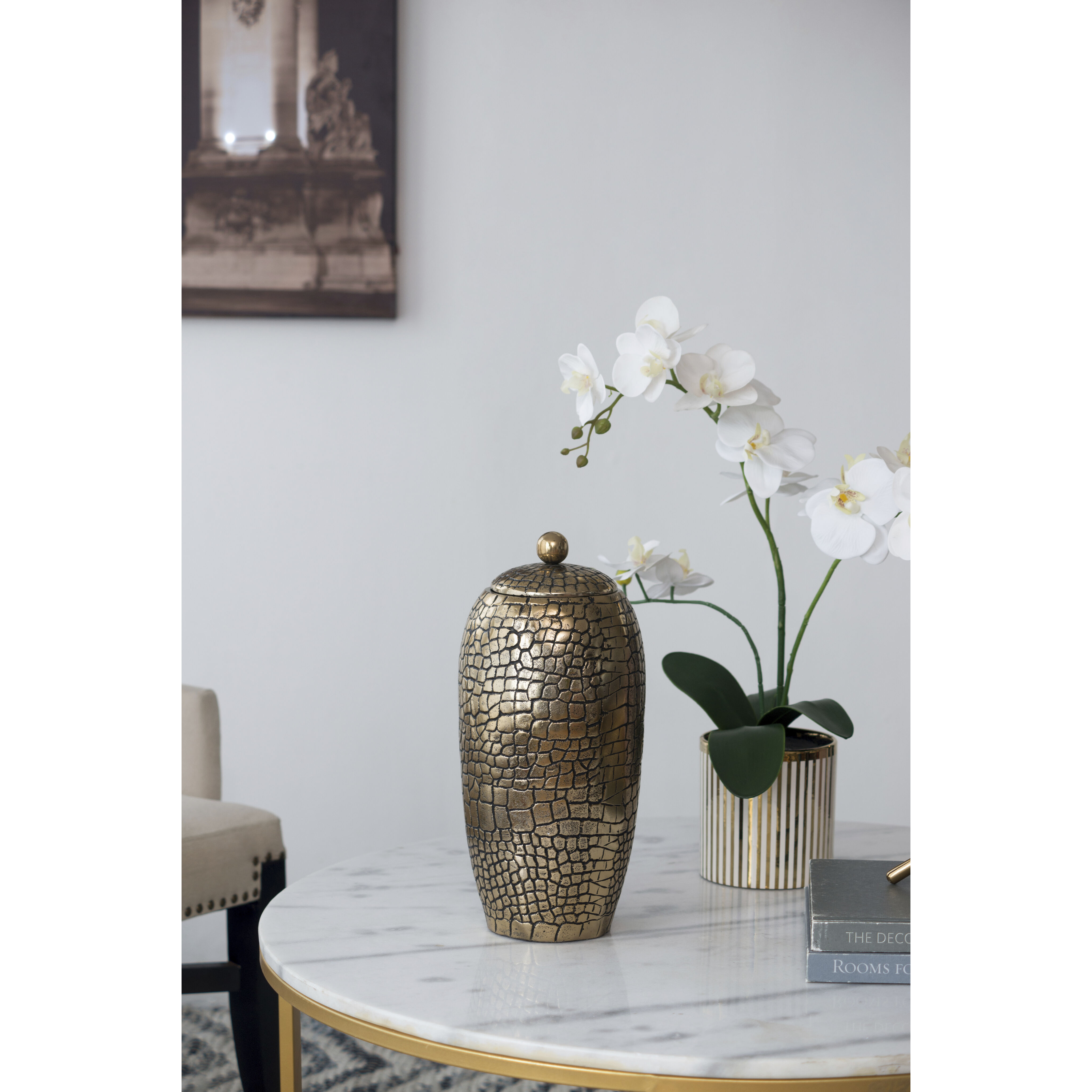 Crocodile 14.6 X 7 inch Urn