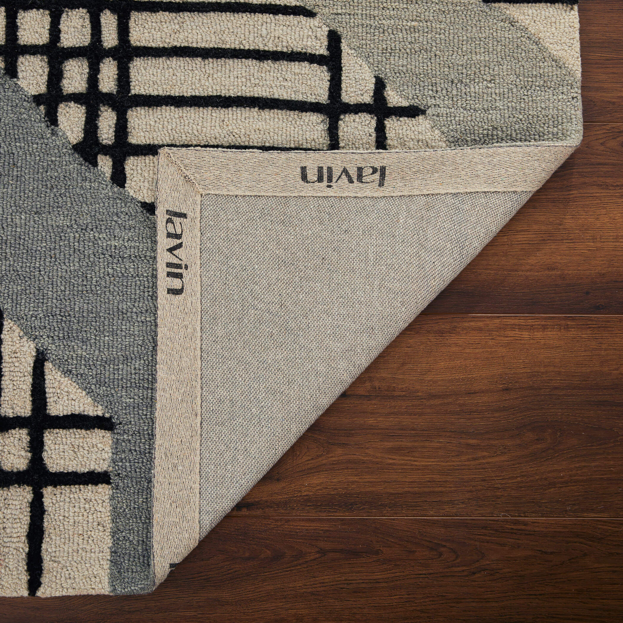 Sachin 114 X 79 inch Black/White Rug in 6 x 9