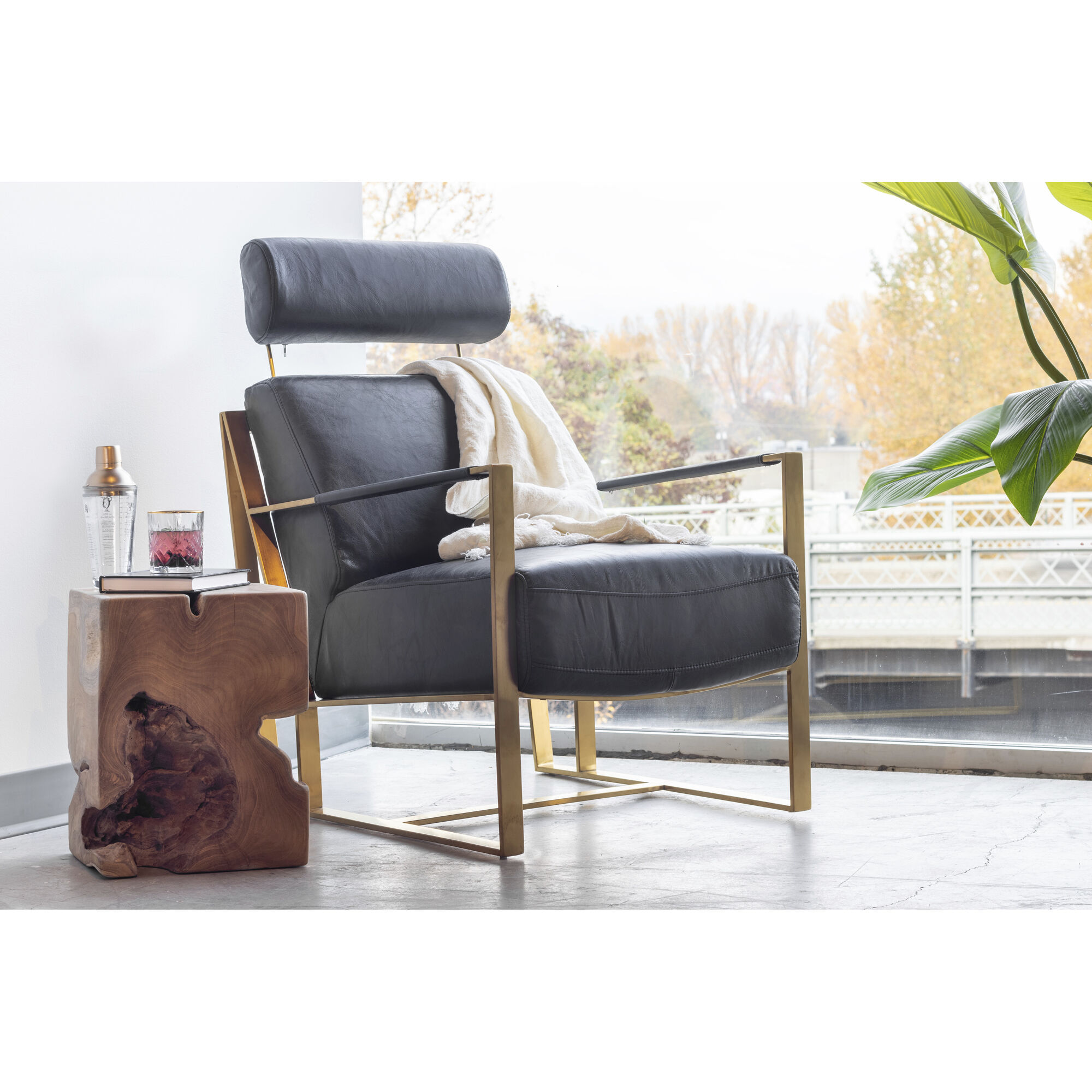 Paradiso Black Chair