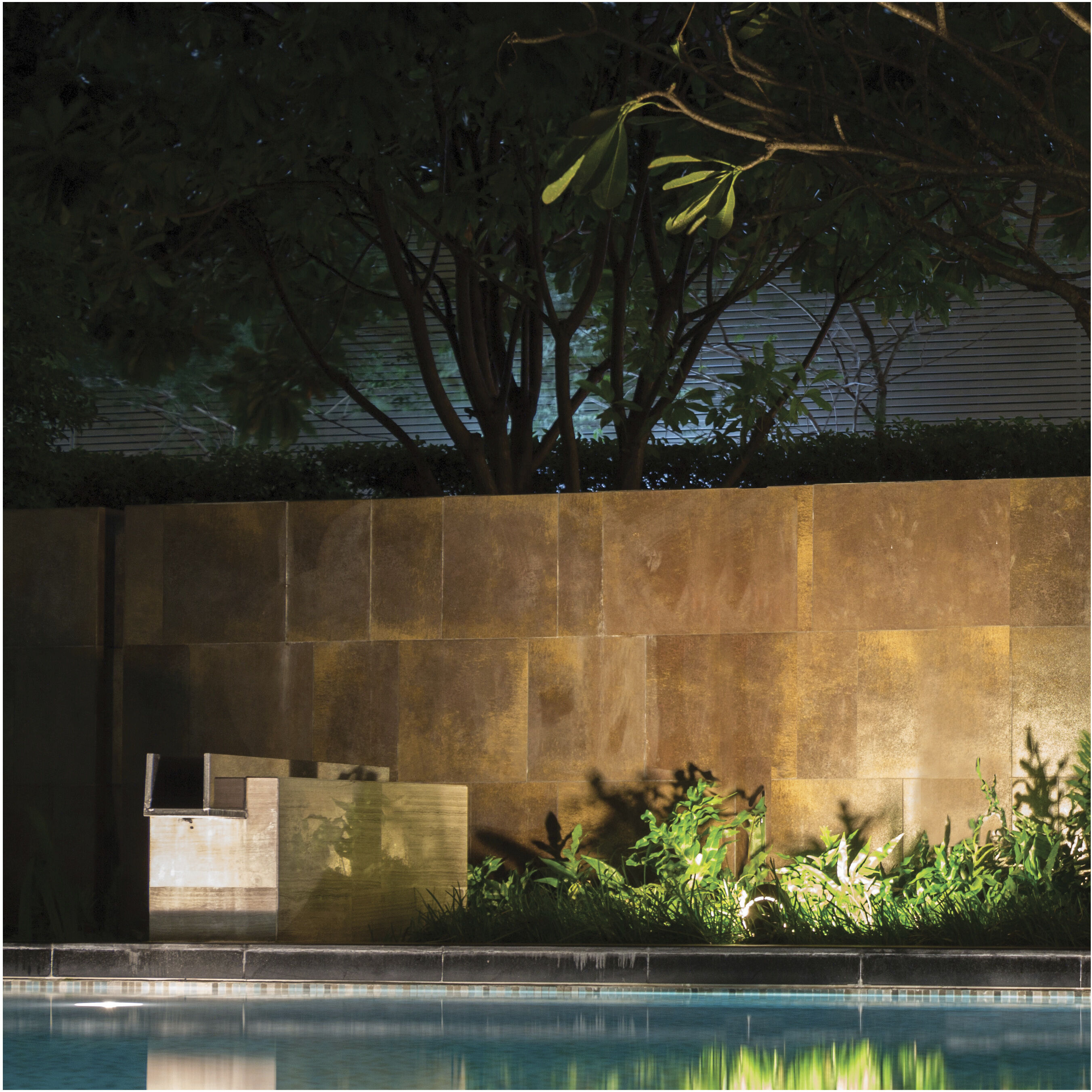 Lumos LED 8.19 inch Bronze Flood Light