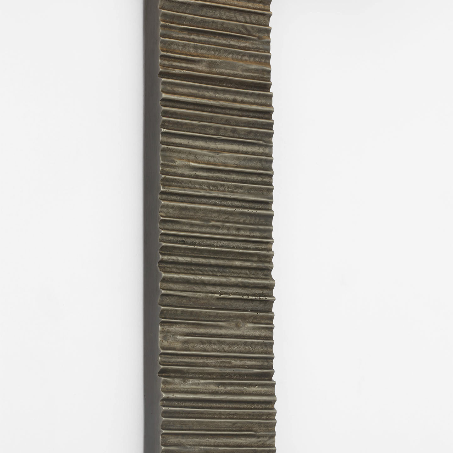 Anne-Marie Barton Fumar Tail Sconce Wall Light in Ridged Graphite