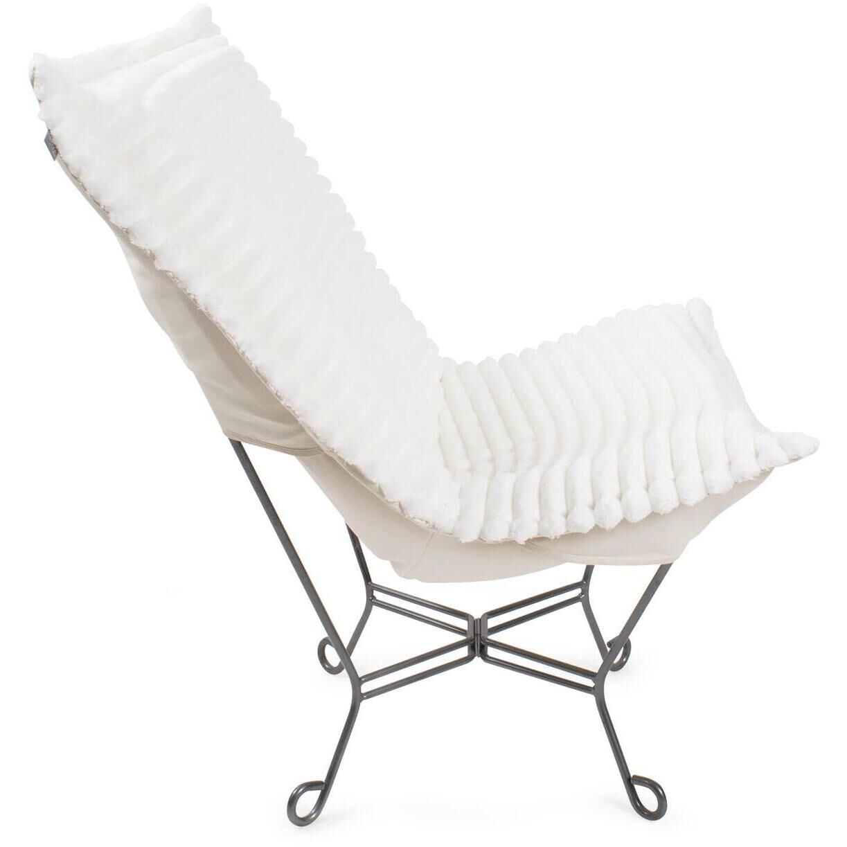 Shar Pei White Chair