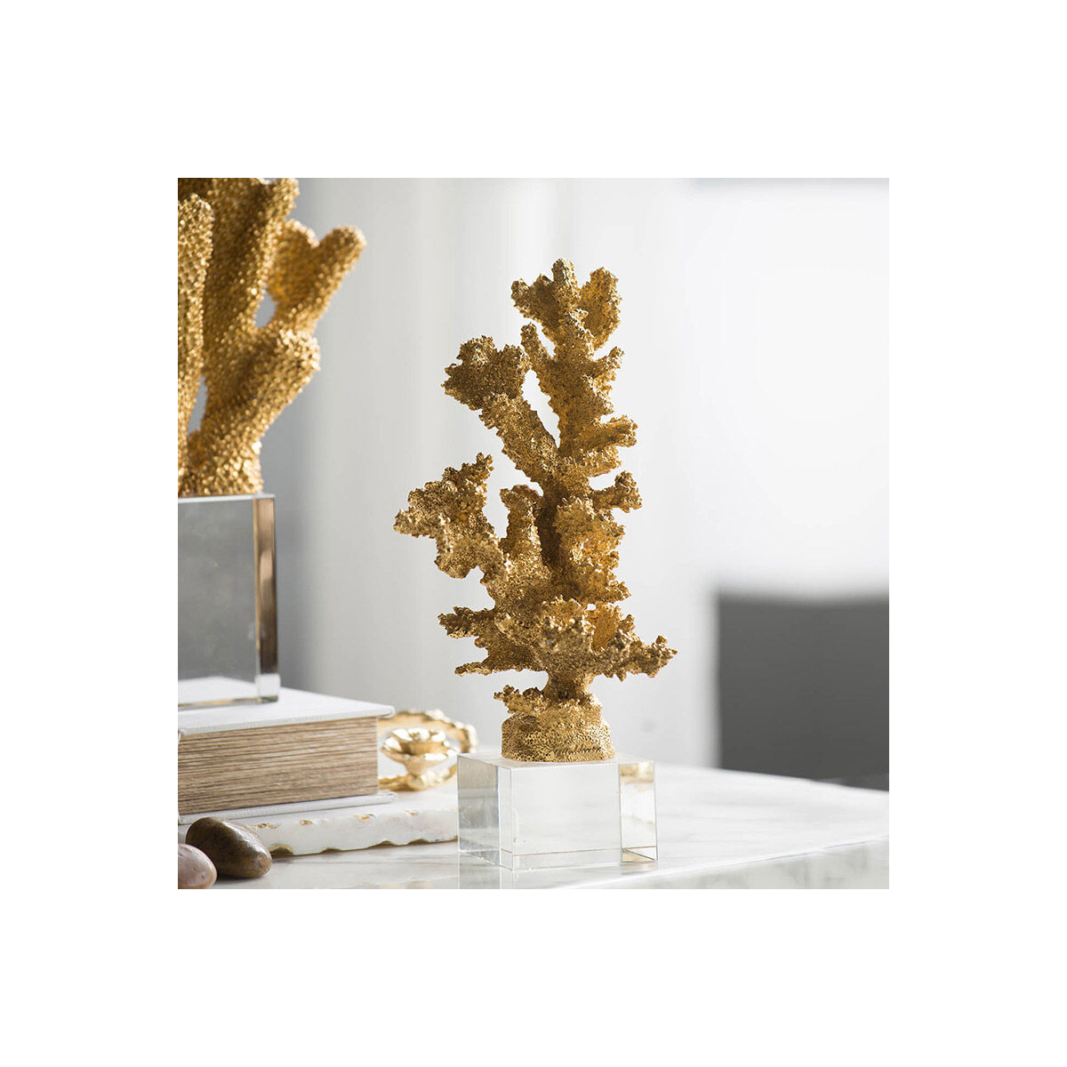 Anita Gold and Clear Décor