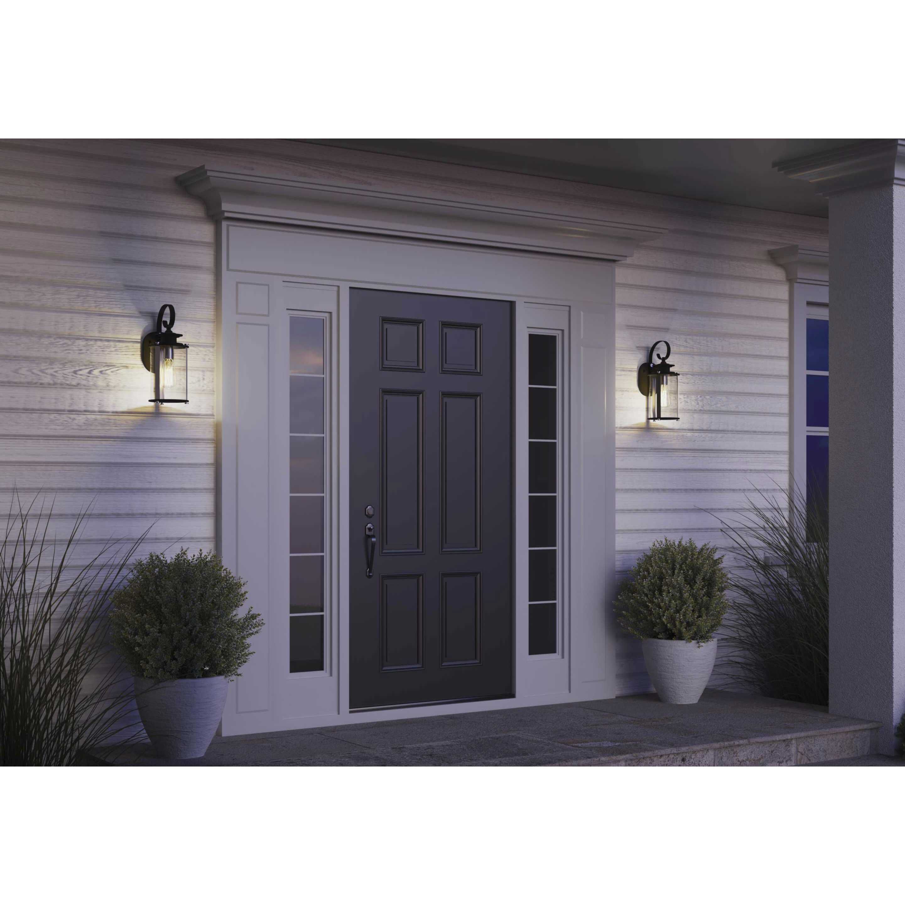 Squire Outdoor Wall Lantern in Black, Small