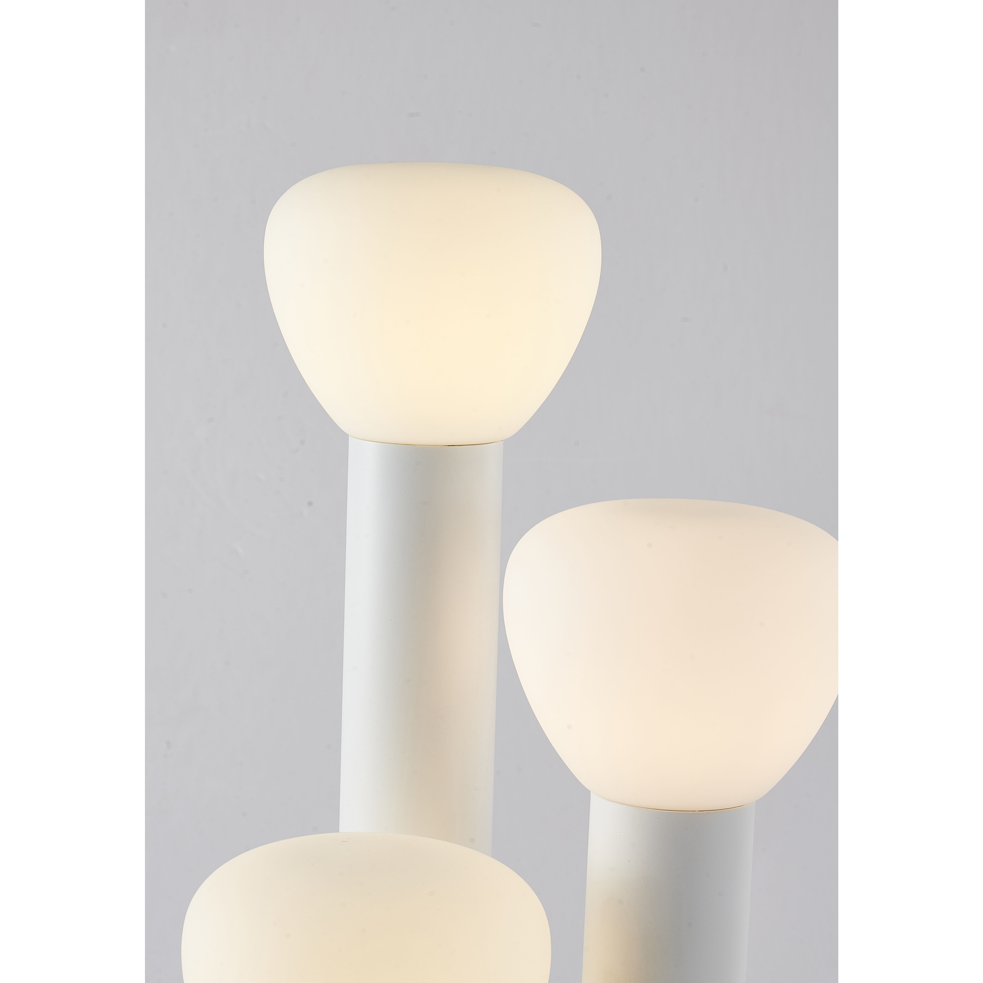 Canada 17.7 inch 40.00 watt White Table Lamp Portable Light