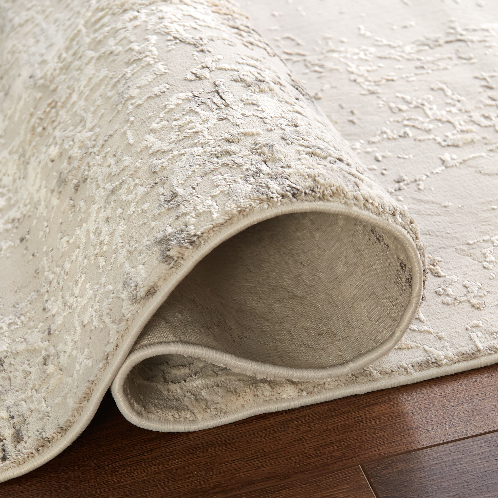 Kemer 130 X 94 inch Ivory/White Rug in 8 x 11