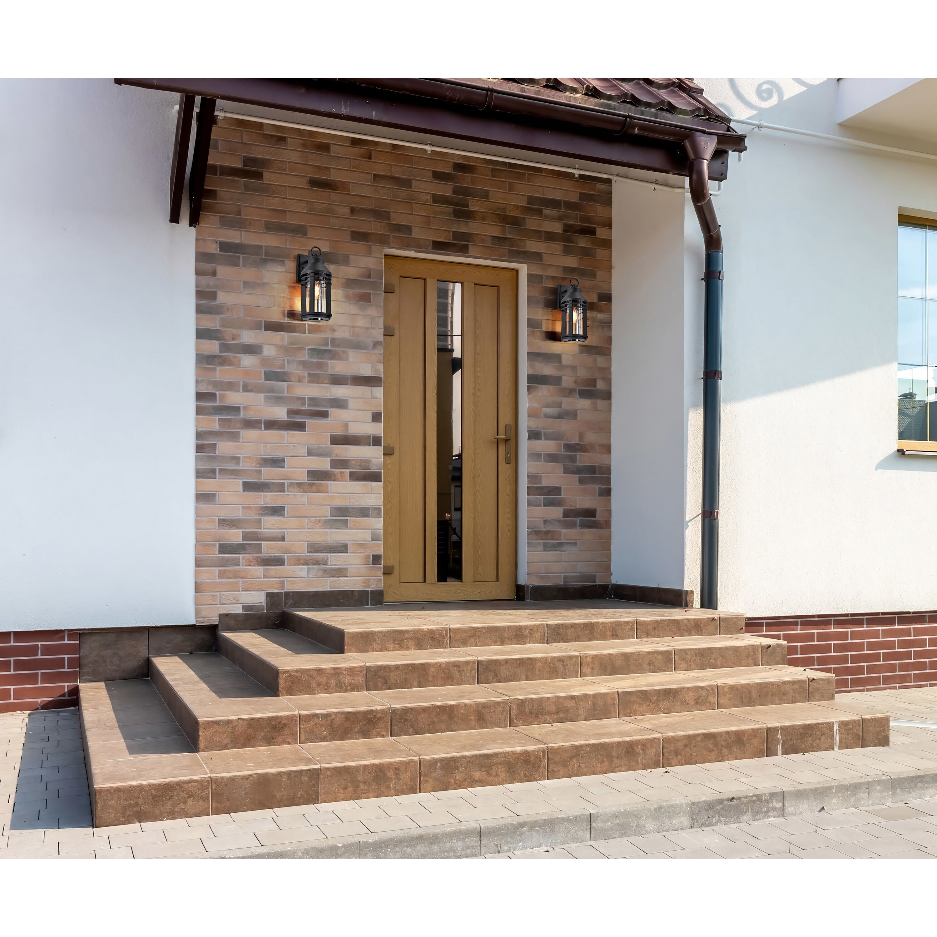 Wilton Outdoor Wall Sconce