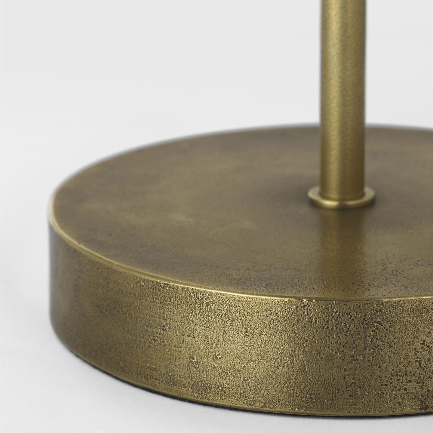 Kelly Wearstler Sene 50 inch 1.5 watt Museum Brass Rechargeable Floor Lamp Portable Light