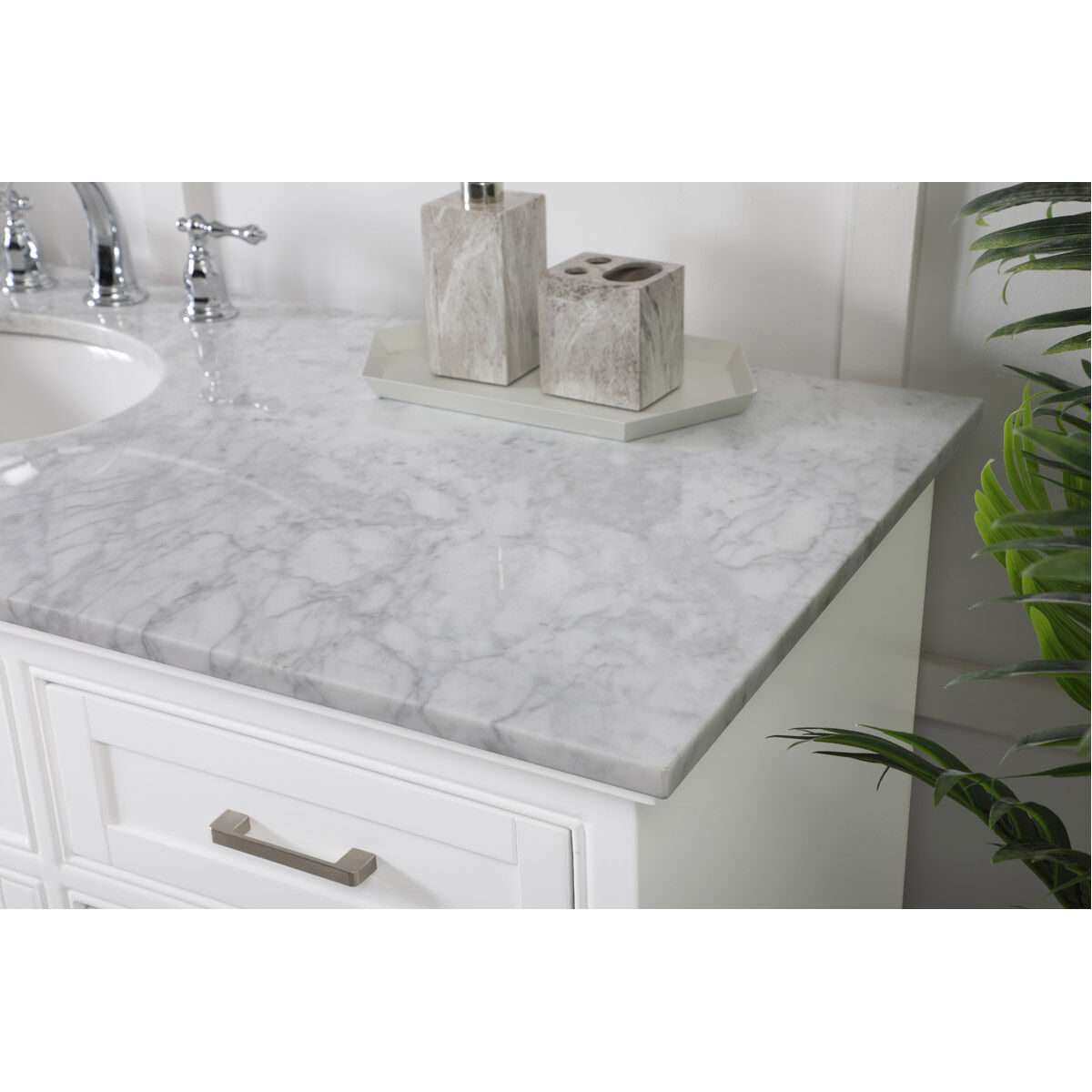 Americana 60 X 22 X 35 inch White Vanity Sink Set