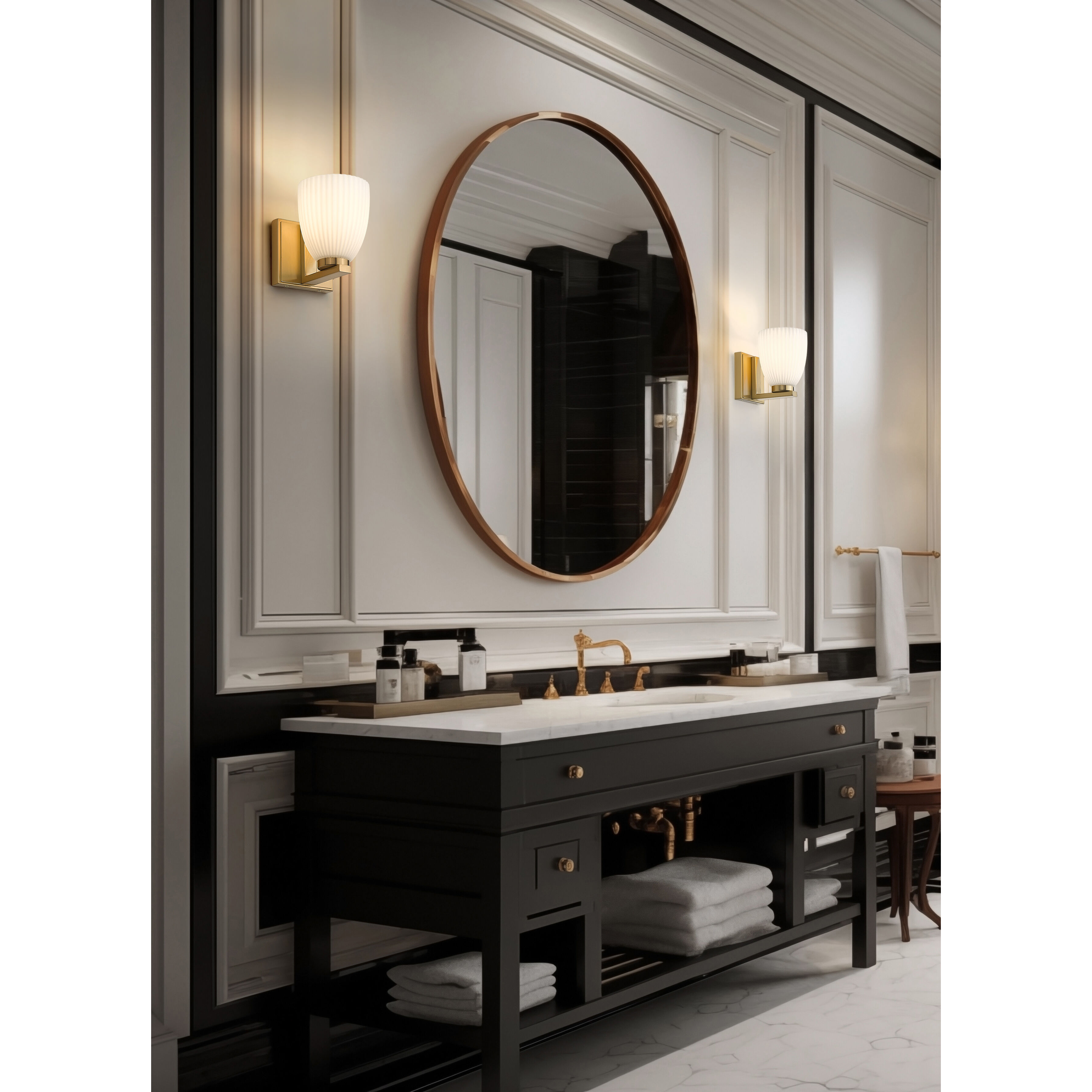 Naya Wall Sconce Wall Light in Modern Gold