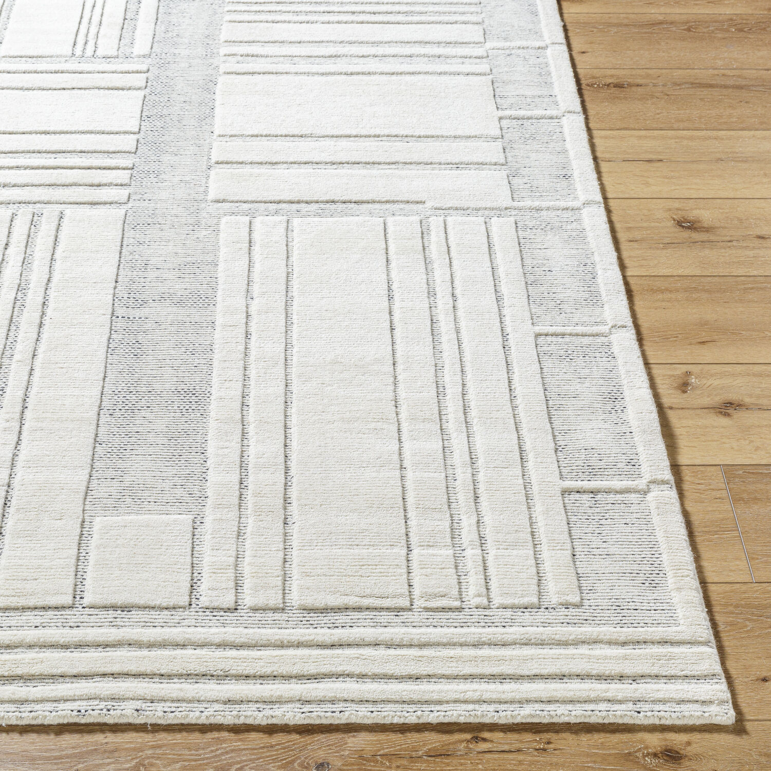 Molde 120 X 96 inch Light Silver/Silver Handmade Rug in 8 x 10