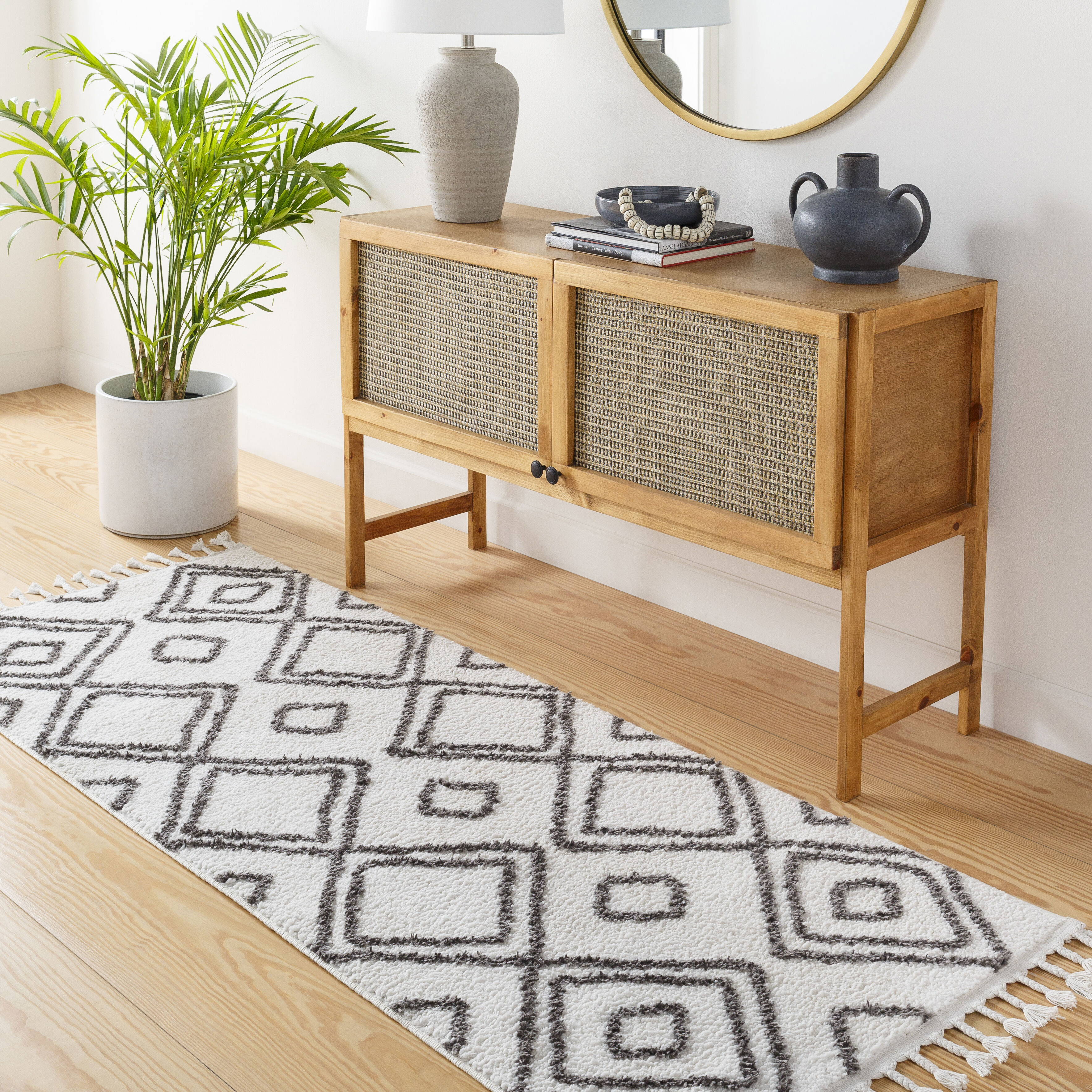 Alhambra 84 X 63 inch Cream Rug in 5 x 8, Rectangle