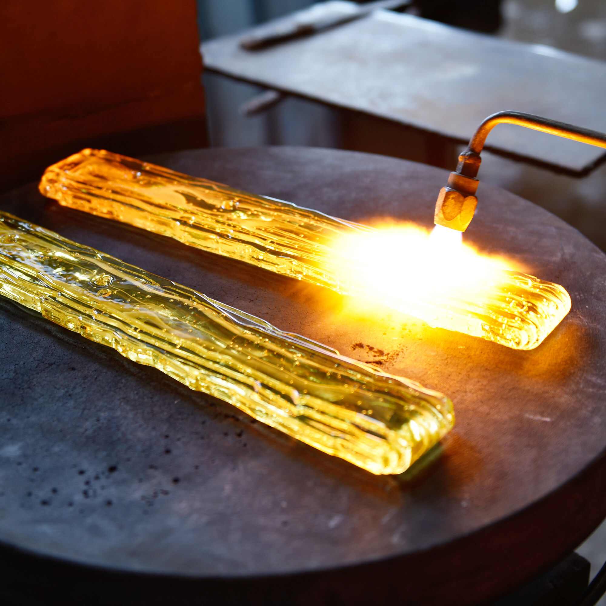 Curva LED 22 inch Brass Chandelier Ceiling Light