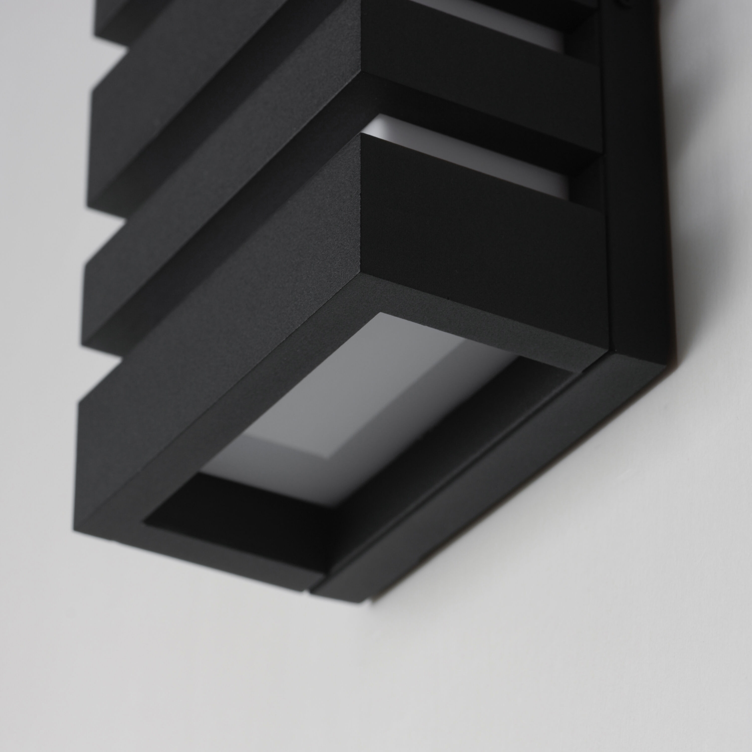 Keyes Outdoor Wall Mount