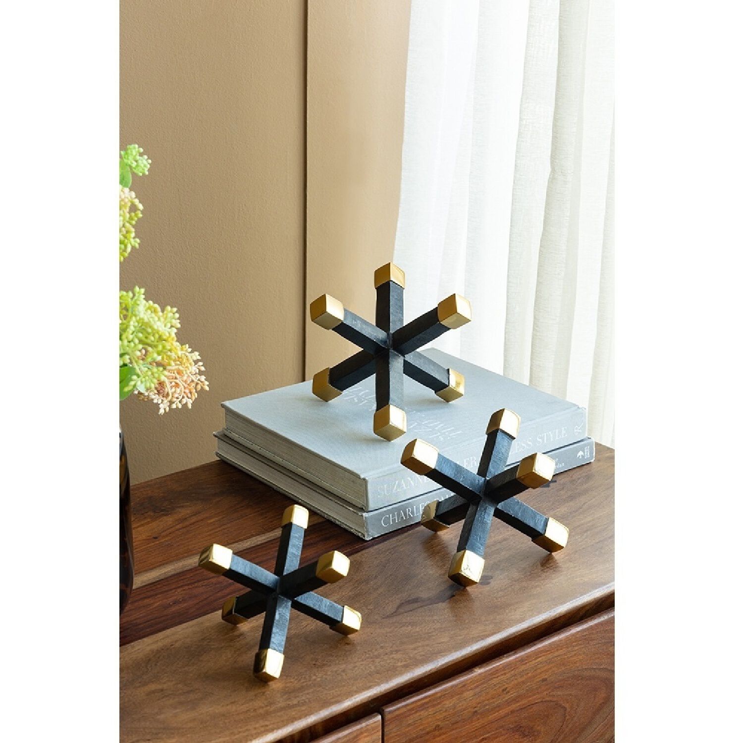 A&B Home 78292 Xylo Black/Gold Object