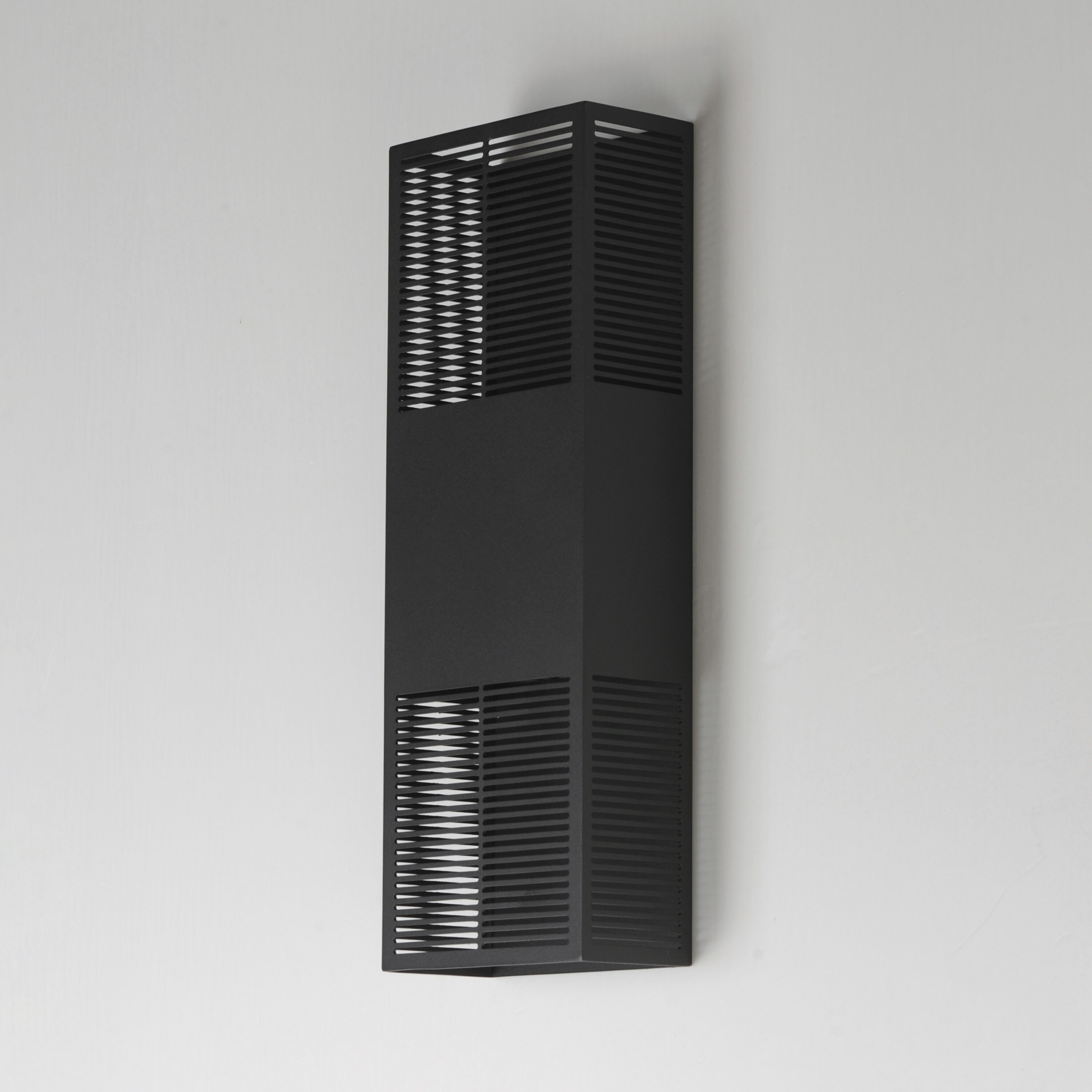 Grate LED 18 inch Black Outdoor Wall Mount