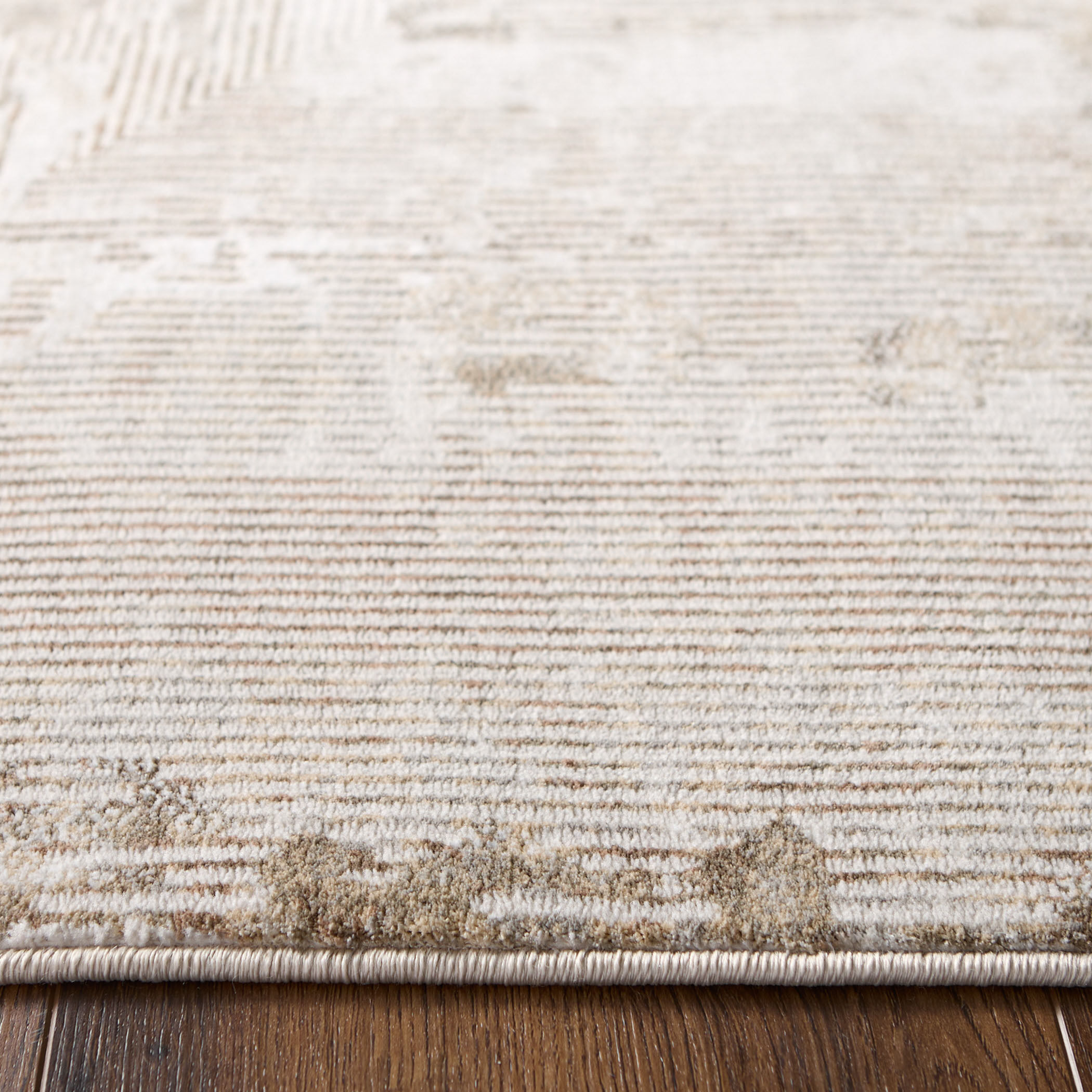 Laila 90 X 63 inch Earth Tones Rug in 5 x 7