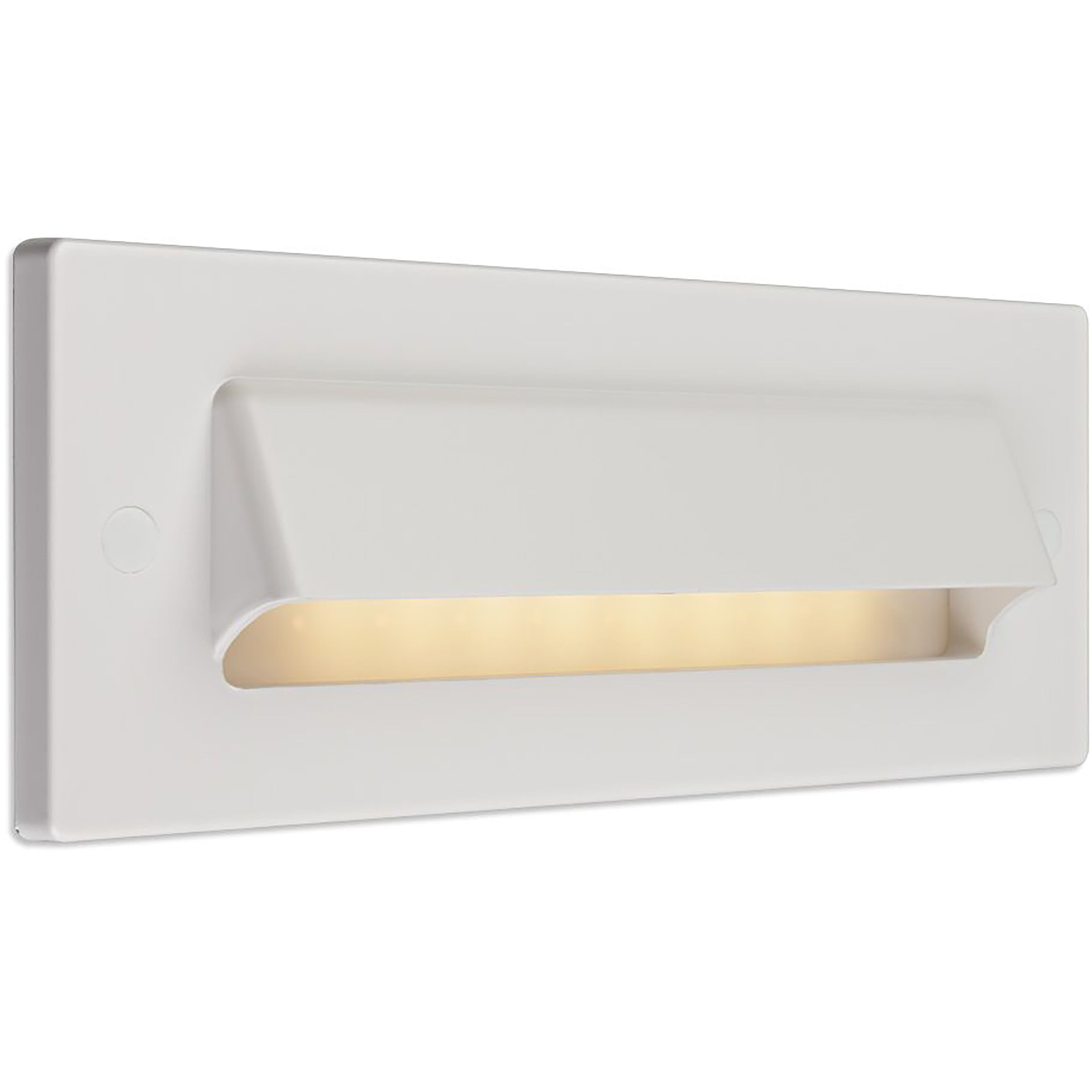 Step 2 2.6 watt White Step Light in Horizontal Cove