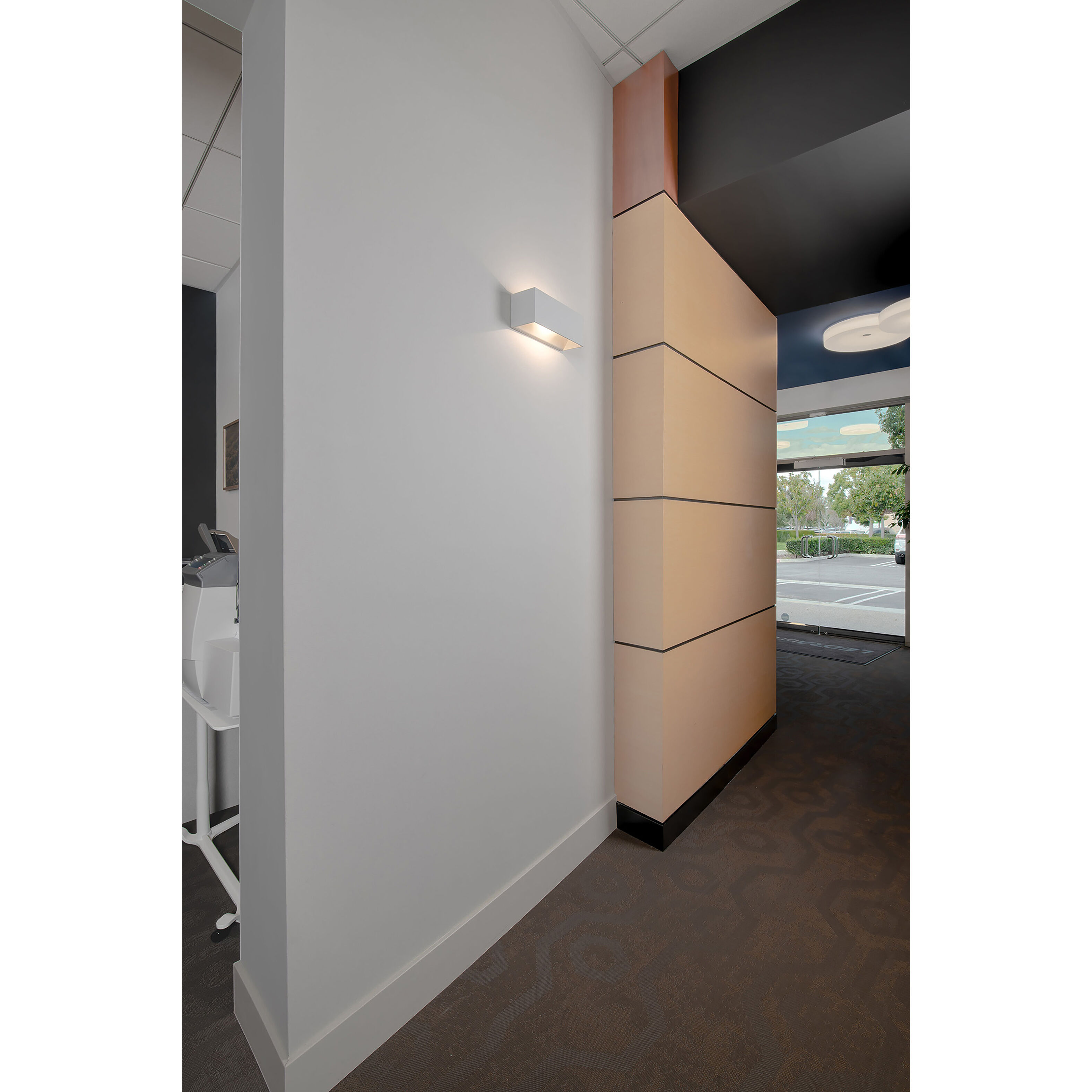 QB2 Wall Sconce Wall Light in White