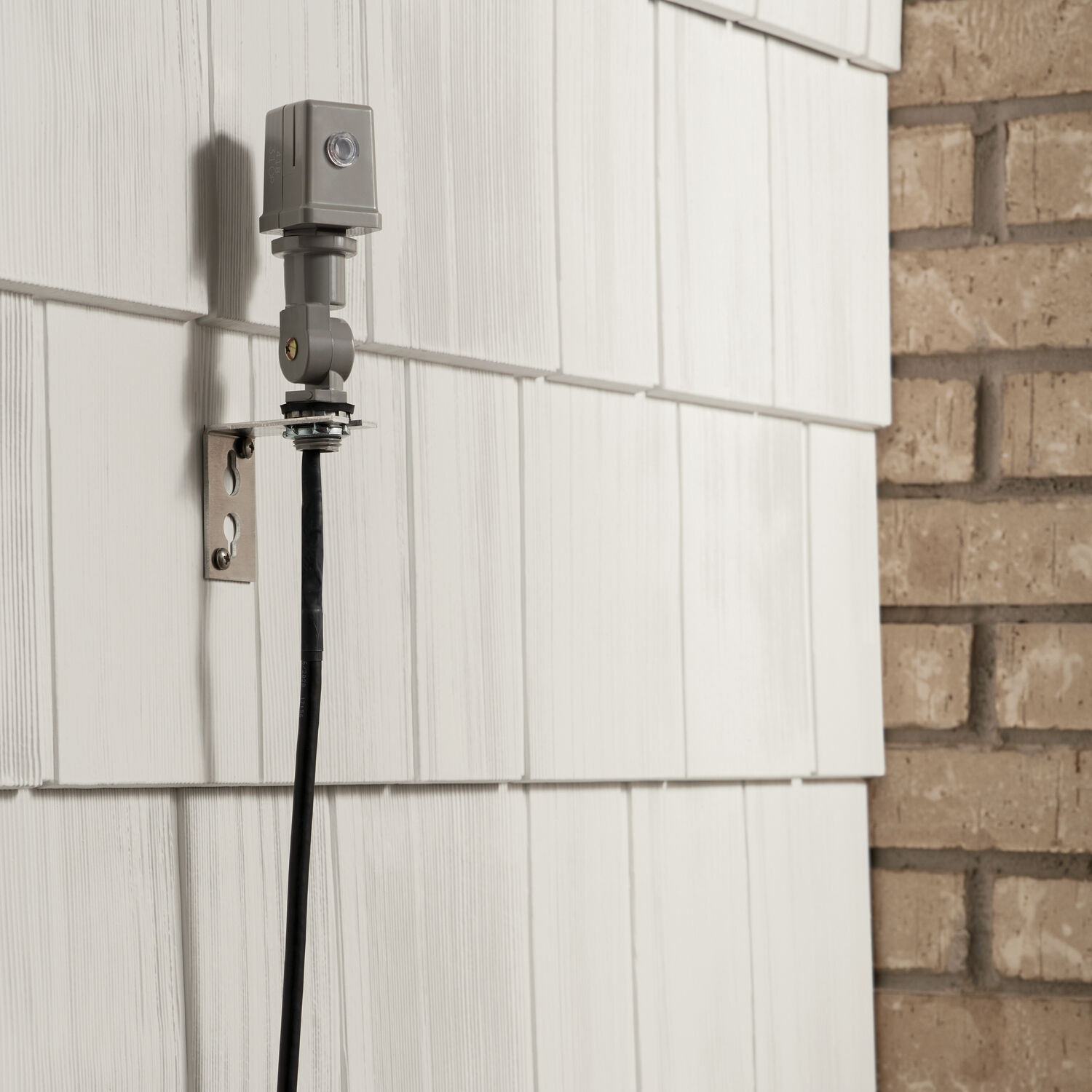 Independence Black Material (Not Painted) Landscape 12V Accessory