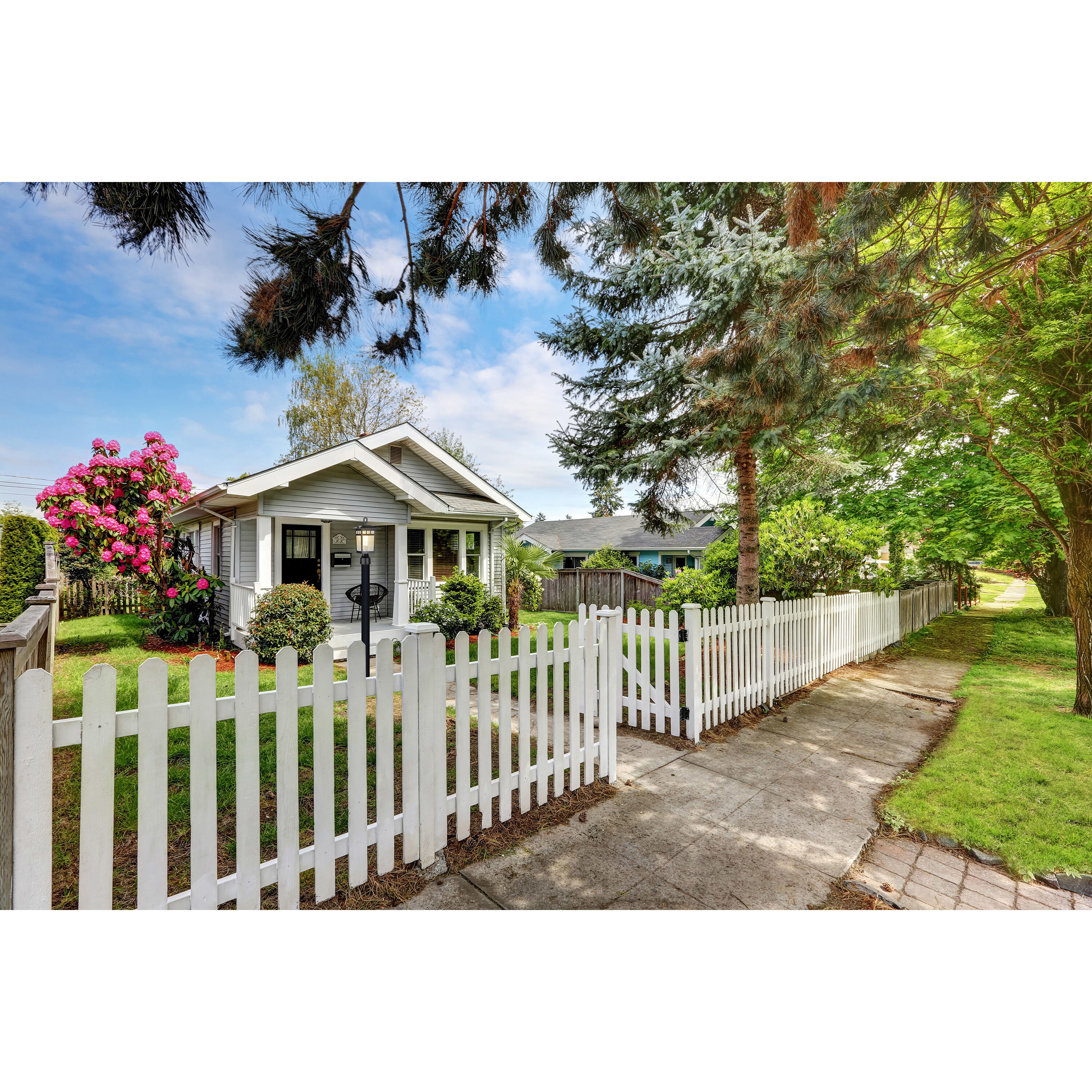 Cove Neck 14 inch Textured Black Post Lantern, Small