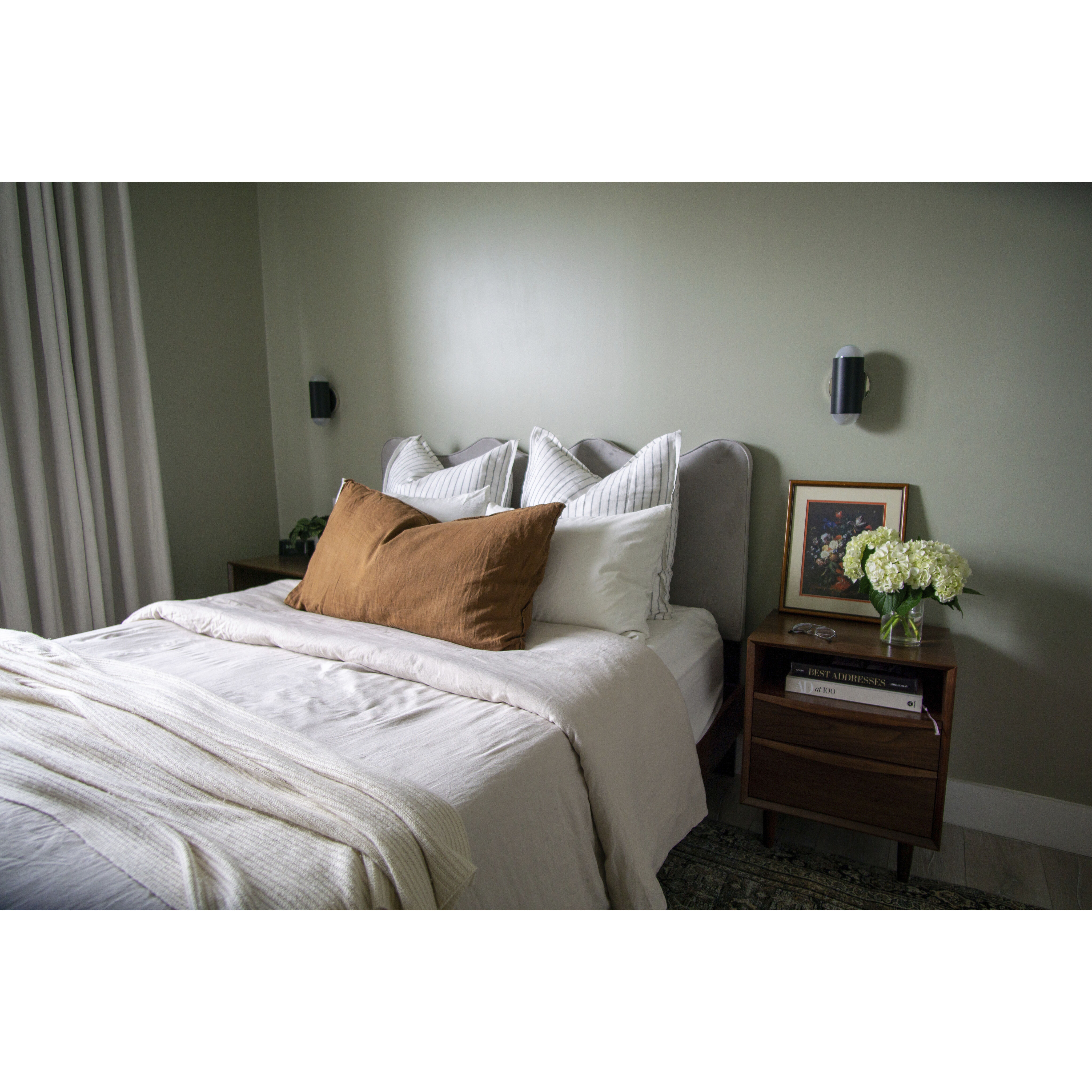 Kira 2 Light Polished Nickel/Soft Black Wall Sconce Wall Light