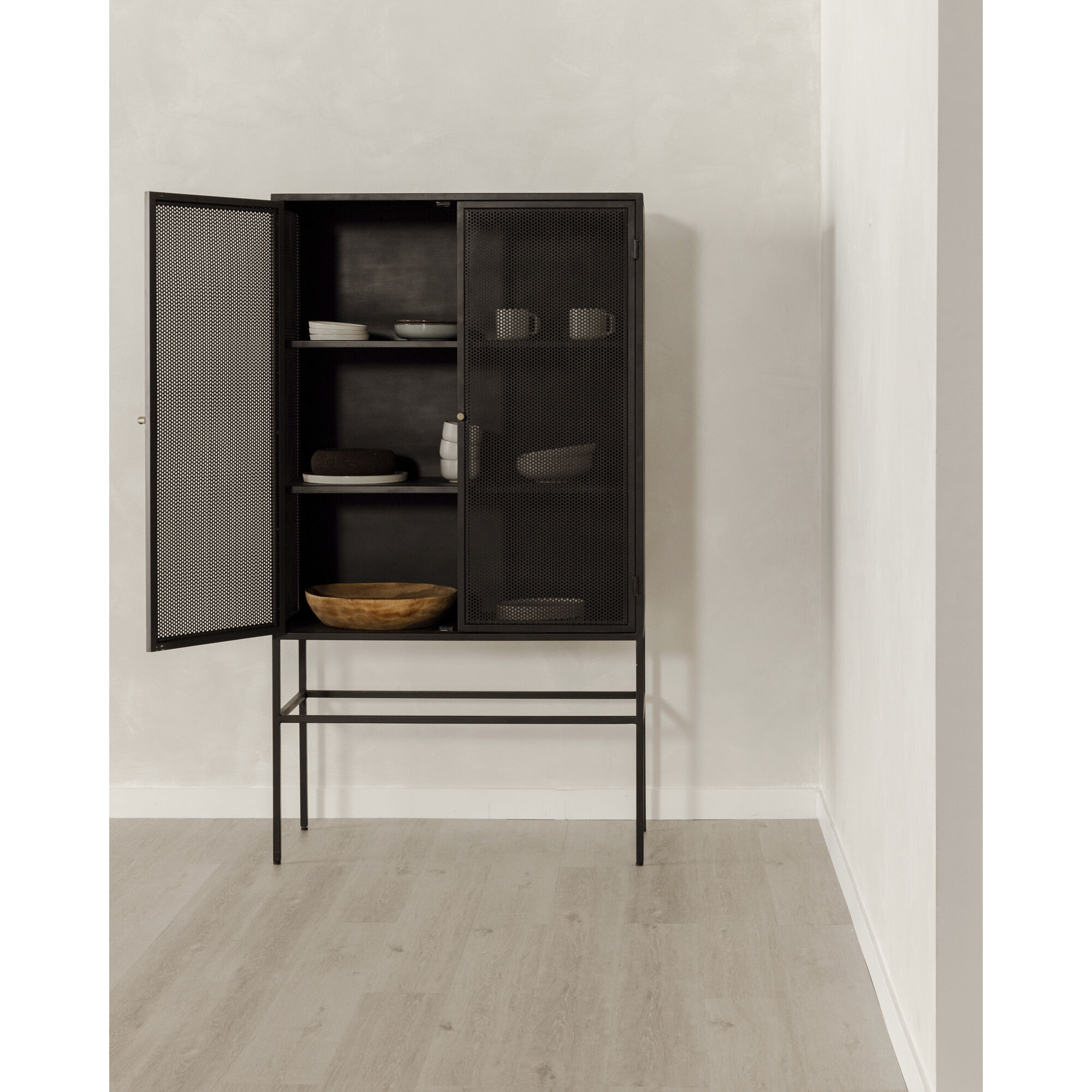 Isandros Black Cabinet