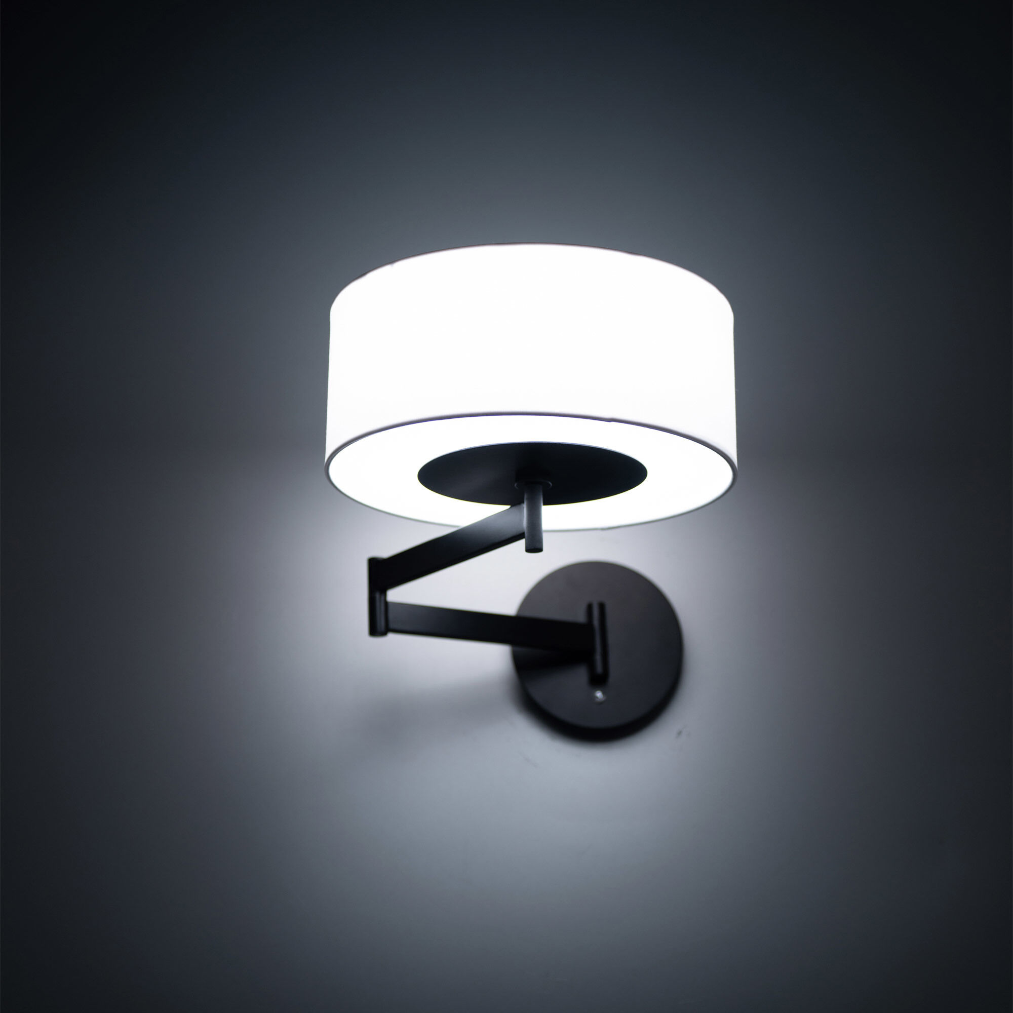 Chelsea Reading Light Wall Light in Black, dweLED