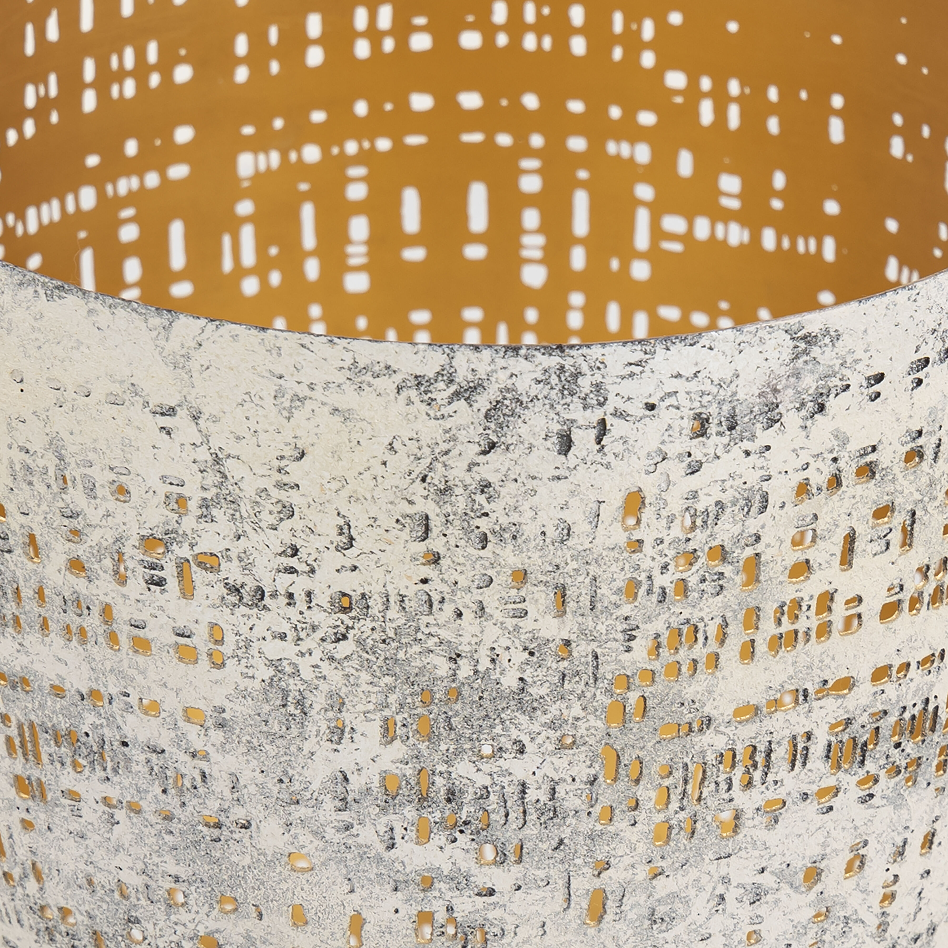 Delmont 7.5 X 7 inch Candleholder