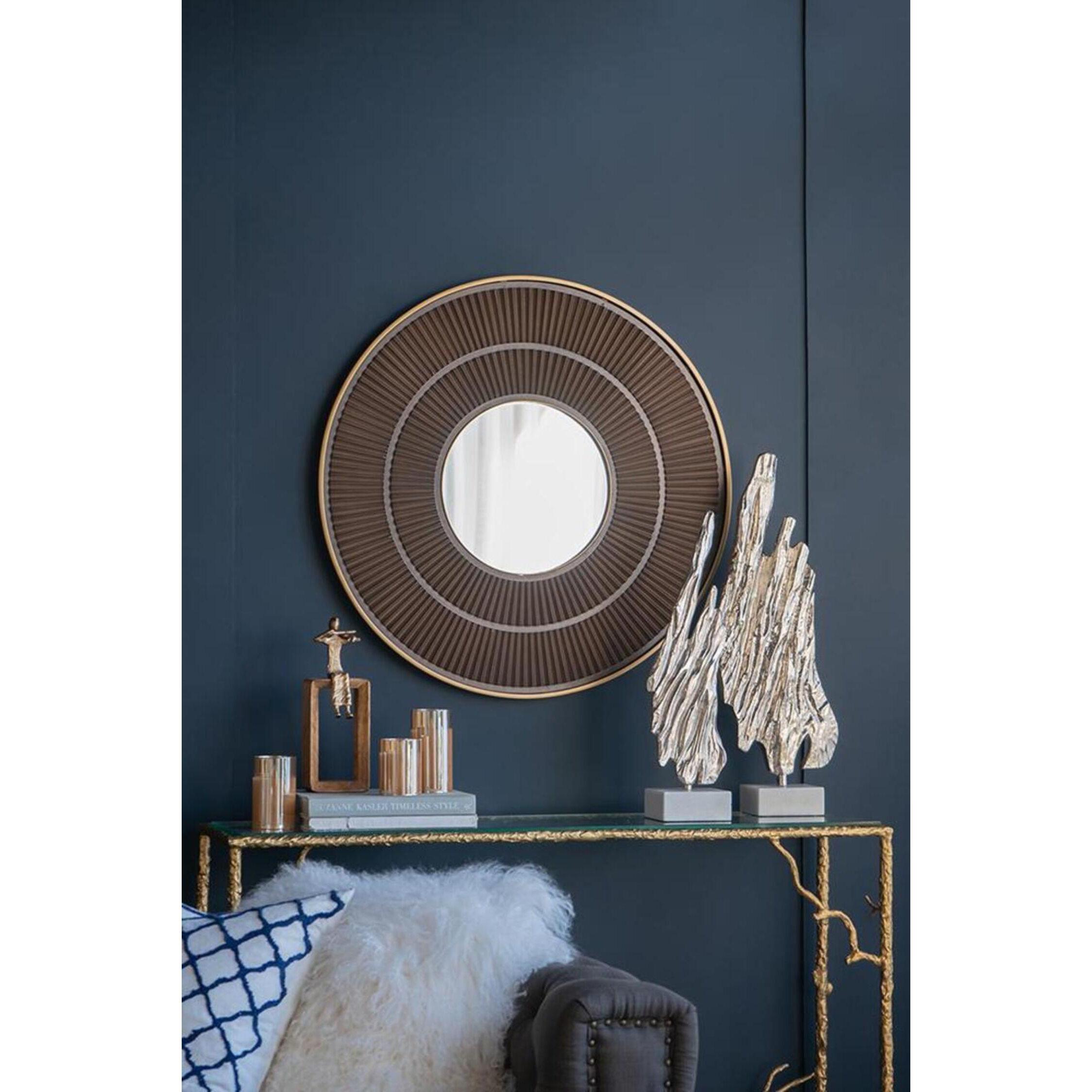 Musician Gold and Natural Figurine