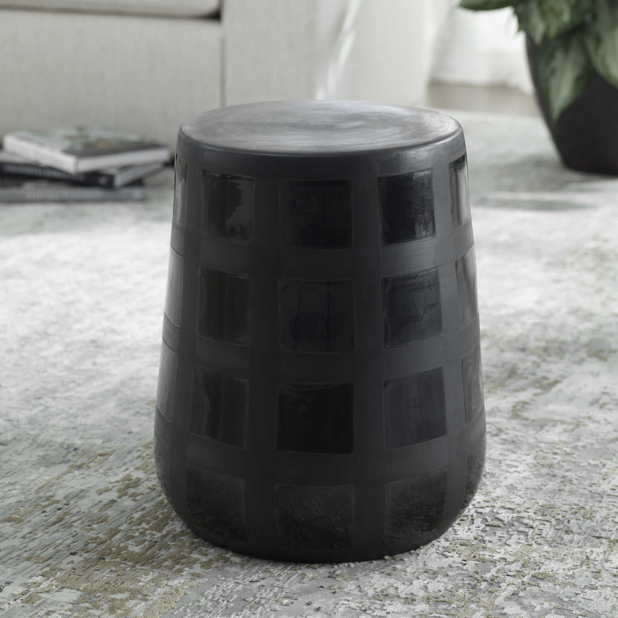 Patchwork Garden 17 inch Gloss And Matte Black Glazes Garden Stool