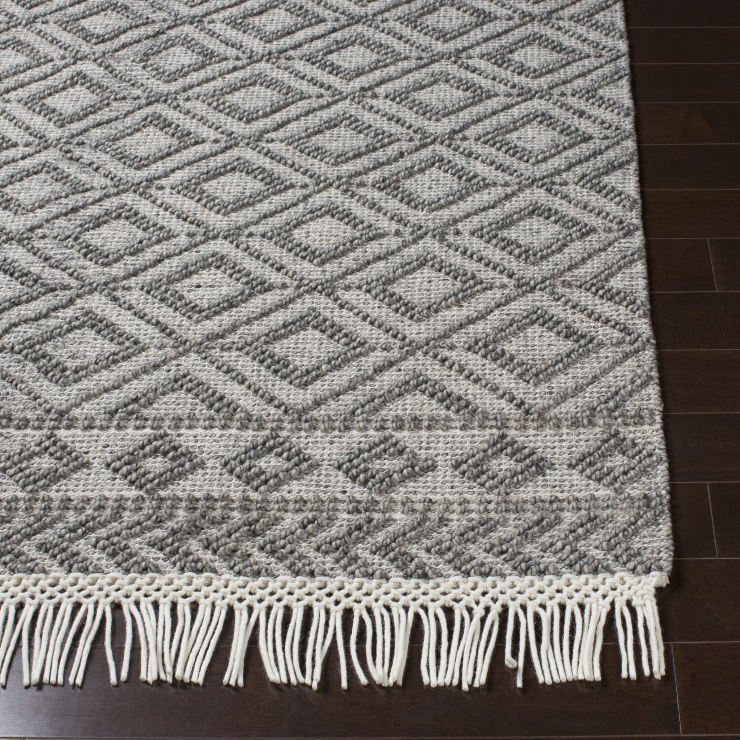 Farmhouse Tassels 96 X 30 inch Black/White Rugs in 2.5 x 8