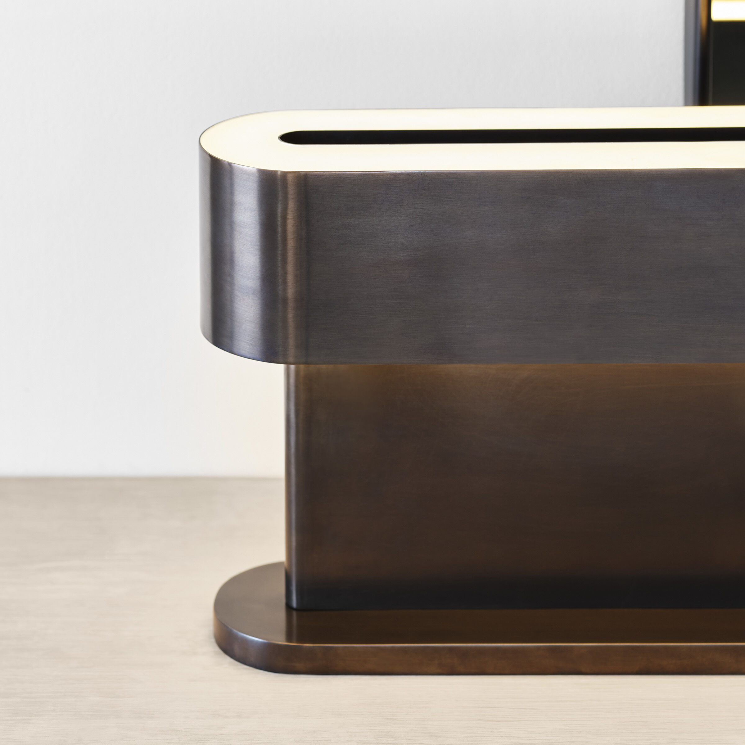 Kelly by Kelly Wearstler Wyllis 12 inch 33.00 watt Bronze Table Lamp Portable Light