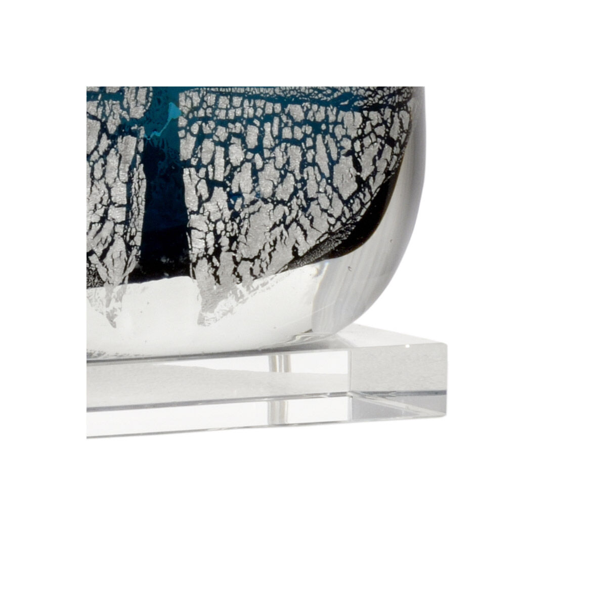 Wildwood 31 inch 100 watt Ocean/Silver Leaf Table Lamp Portable Light