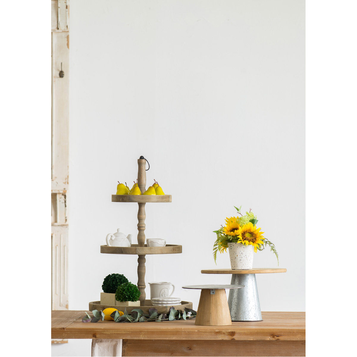 Shelburne Natural and Gray Cake Plate, Set of 2