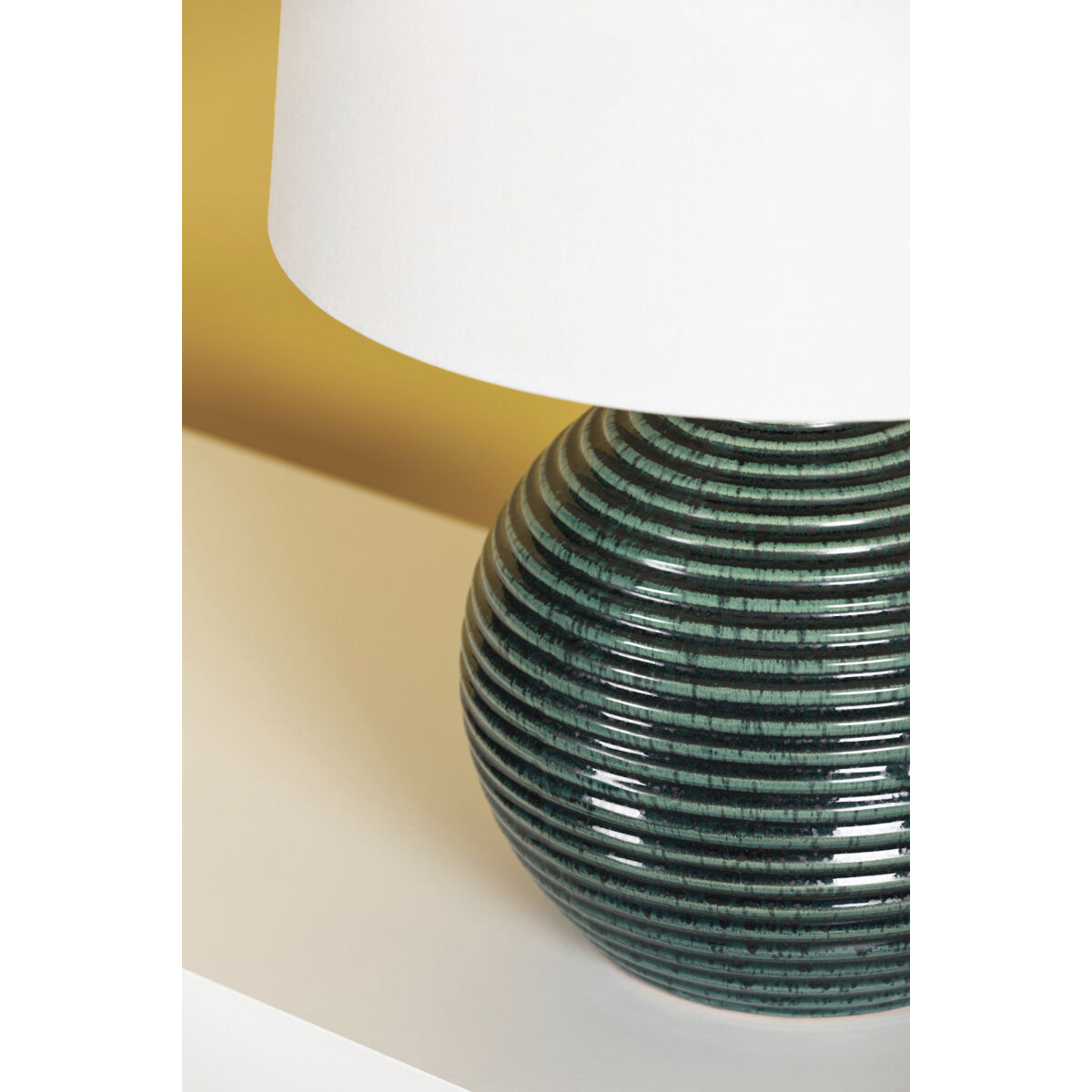 Sara 22 inch 15.00 watt Aged Brass Table Lamp Portable Light