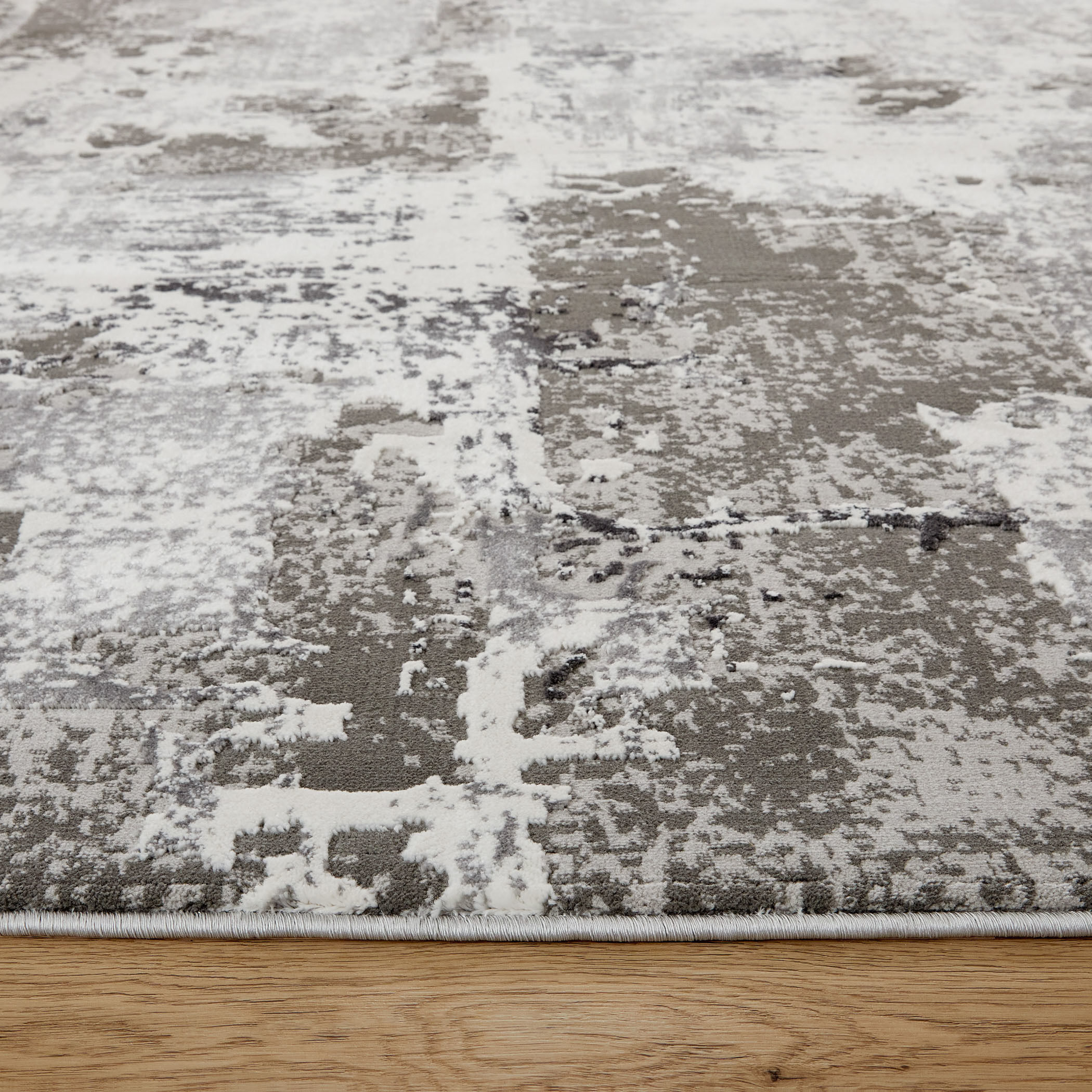 Dalia 114 X 79 inch Green Rug in 6 x 9