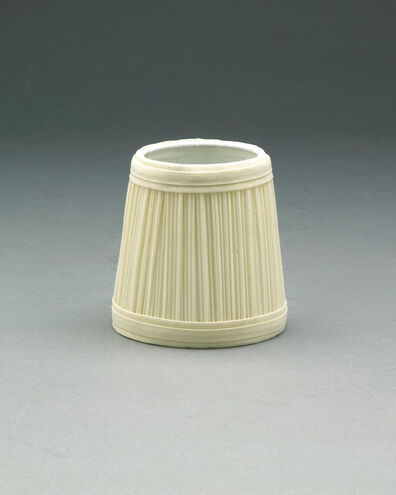 Accessory Eggshell 4 inch Shade 