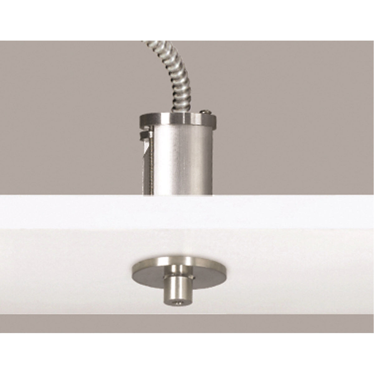 Line Voltage Antique Bronze Port