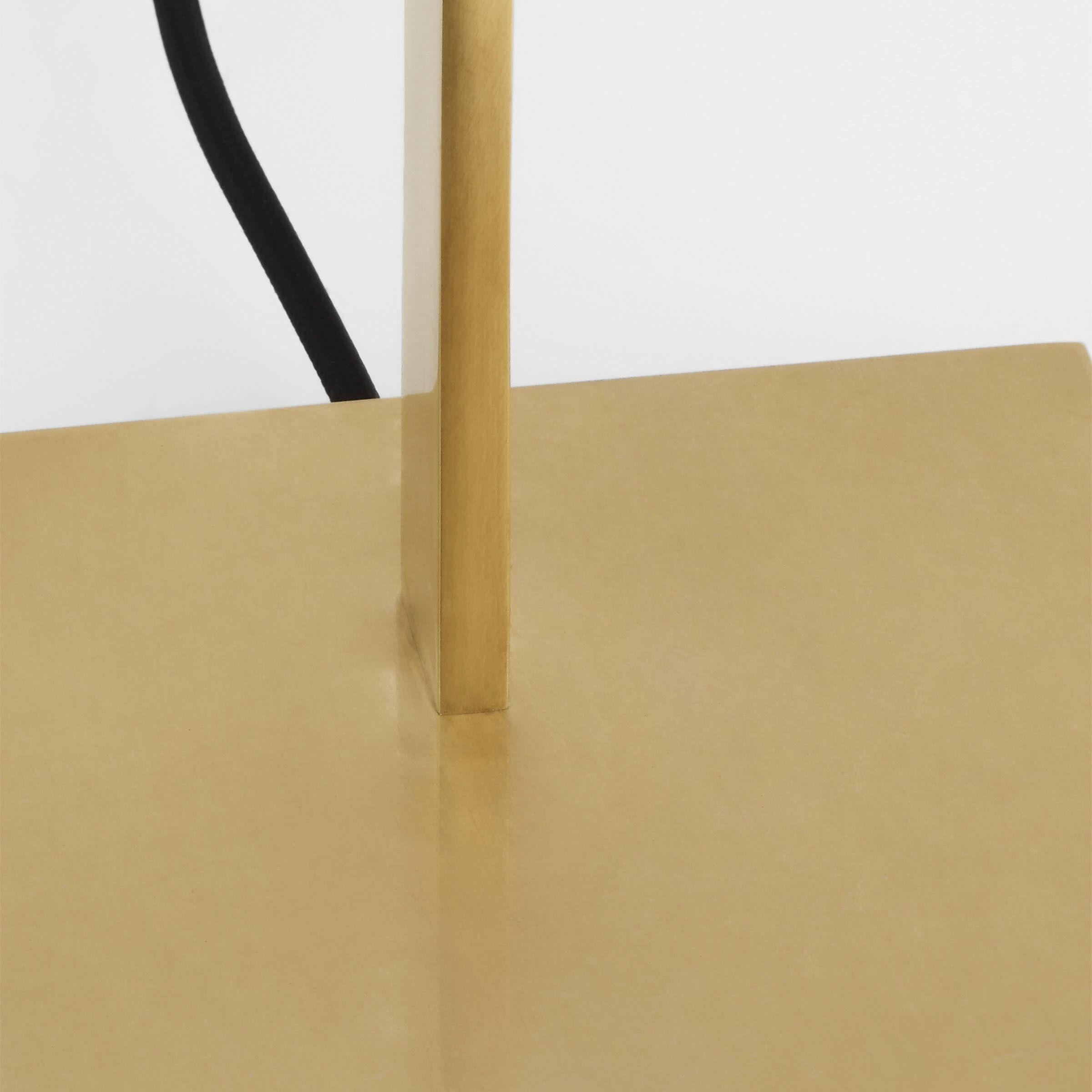 Sean Lavin Midrand 18.6 inch 4.20 watt Hand-Rubbed Antique Brass Table Lamp Portable Light