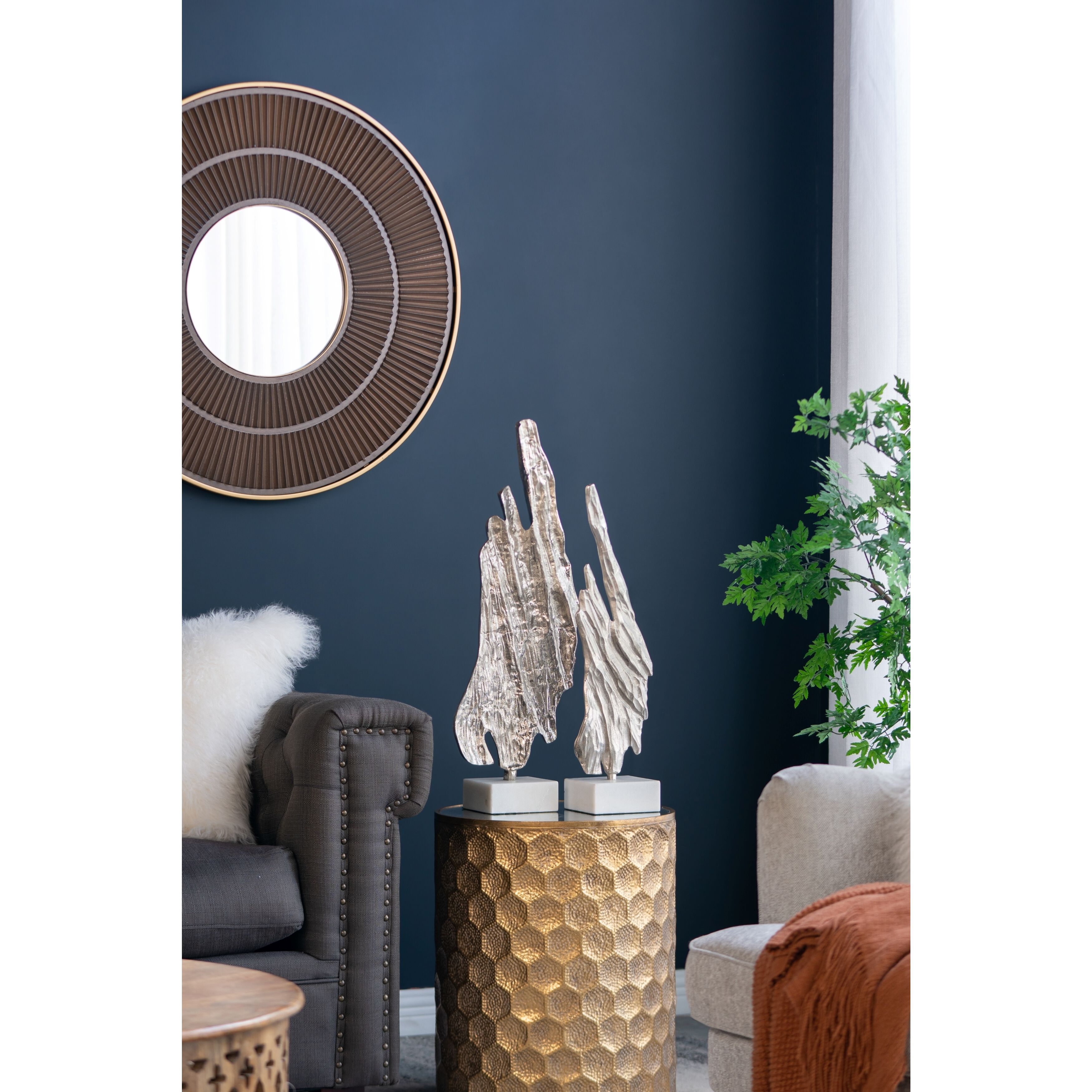 Easley Silver/White Statuaries