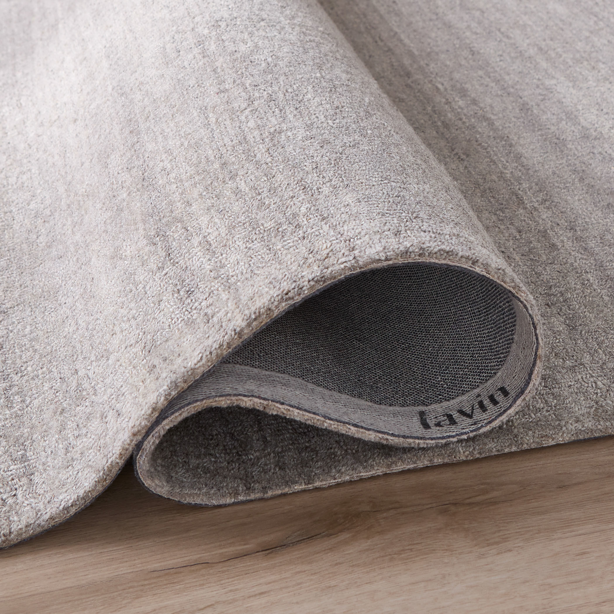 Riya 114 X 79 inch Grey Rug in 6 x 9