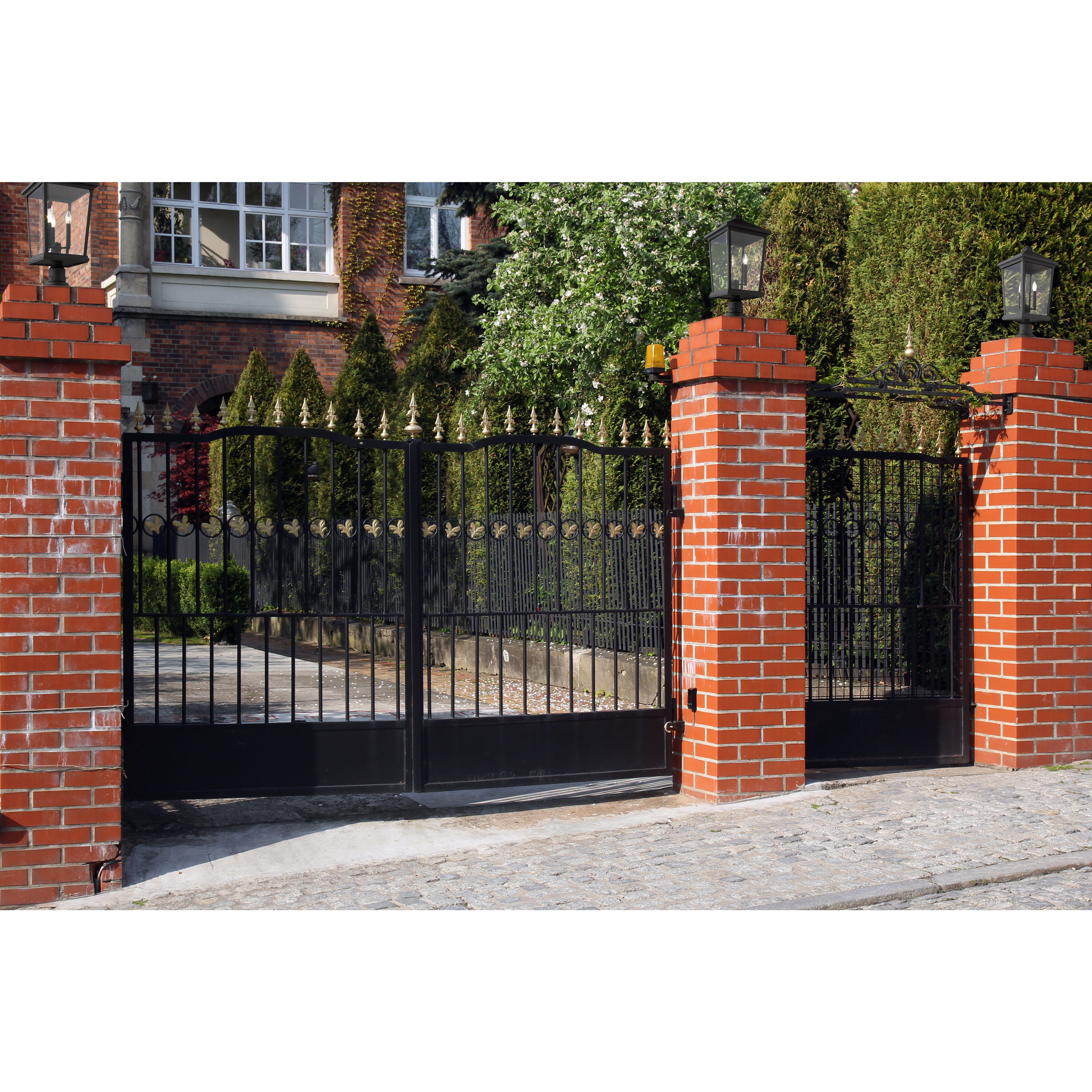 Beacon 3 Light 25.5 inch Oil Rubbed Bronze Outdoor Pier Mounted Fixture in 15.25