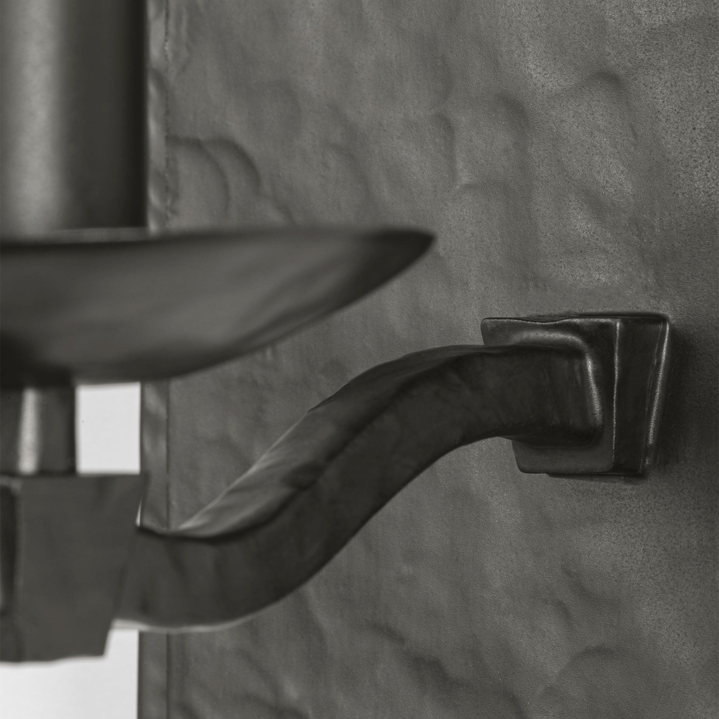 C&M by Chapman & Myers Wellen Sconce Wall Light