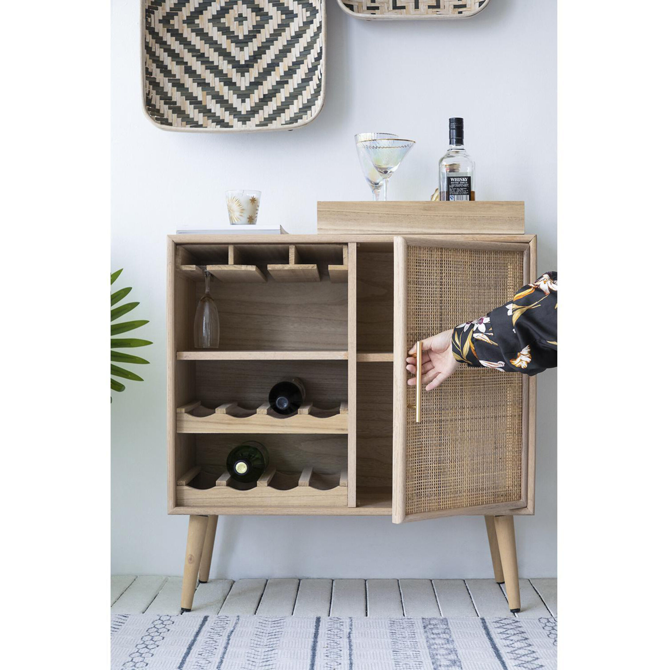 Anita Natural Cabinet