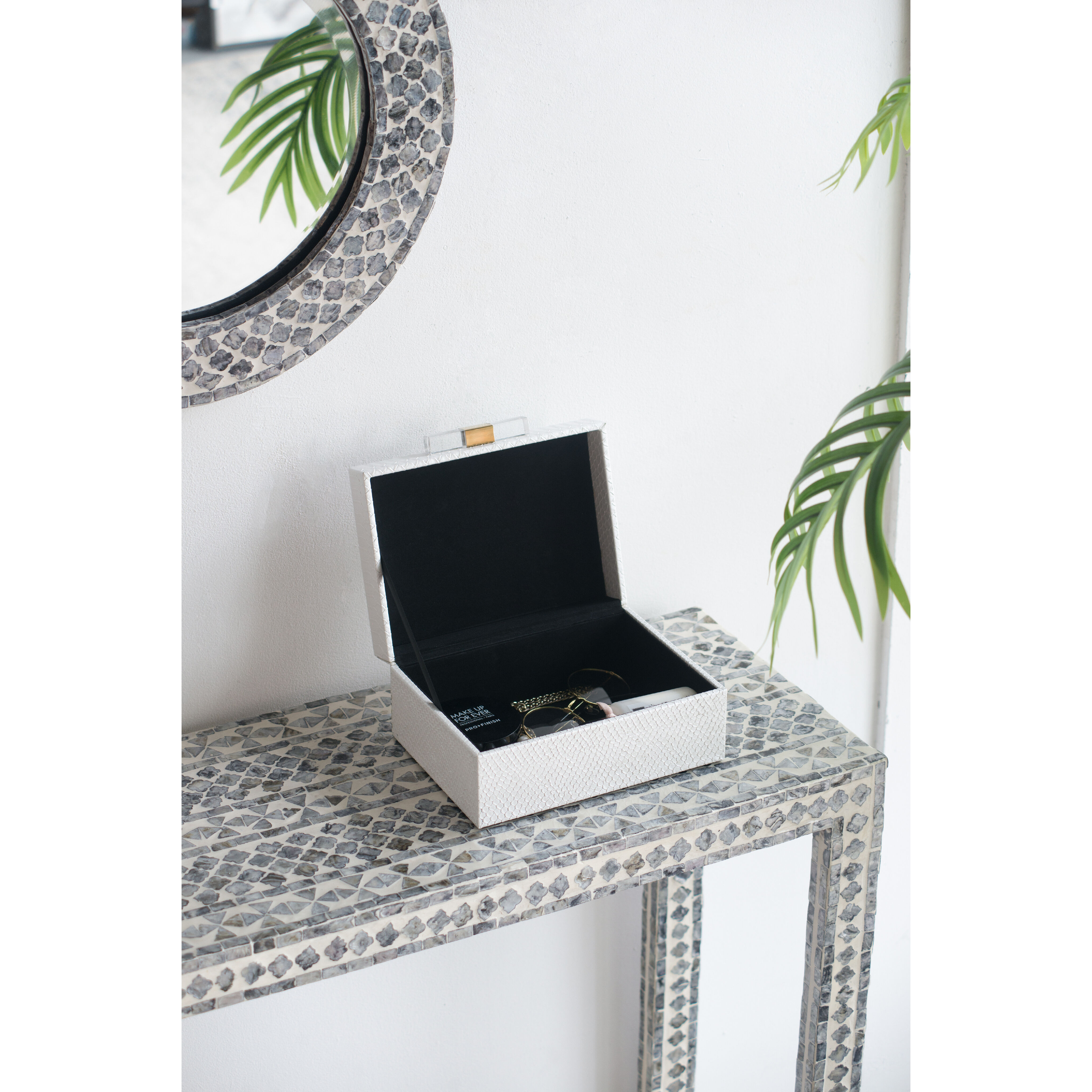 Helga 9 X 6.7 inch White Box